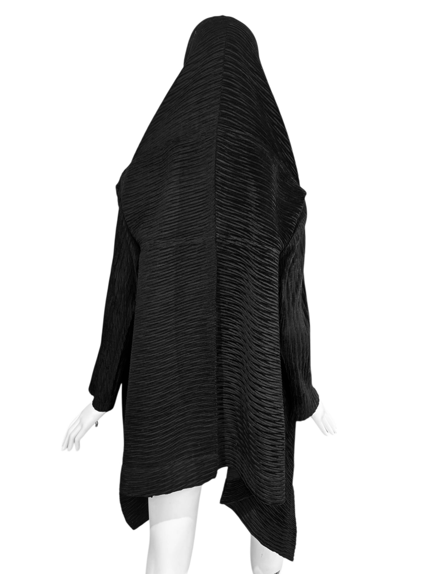 ISSEY MIYAKE 1990s BLACK PLEATED CARDIGAN