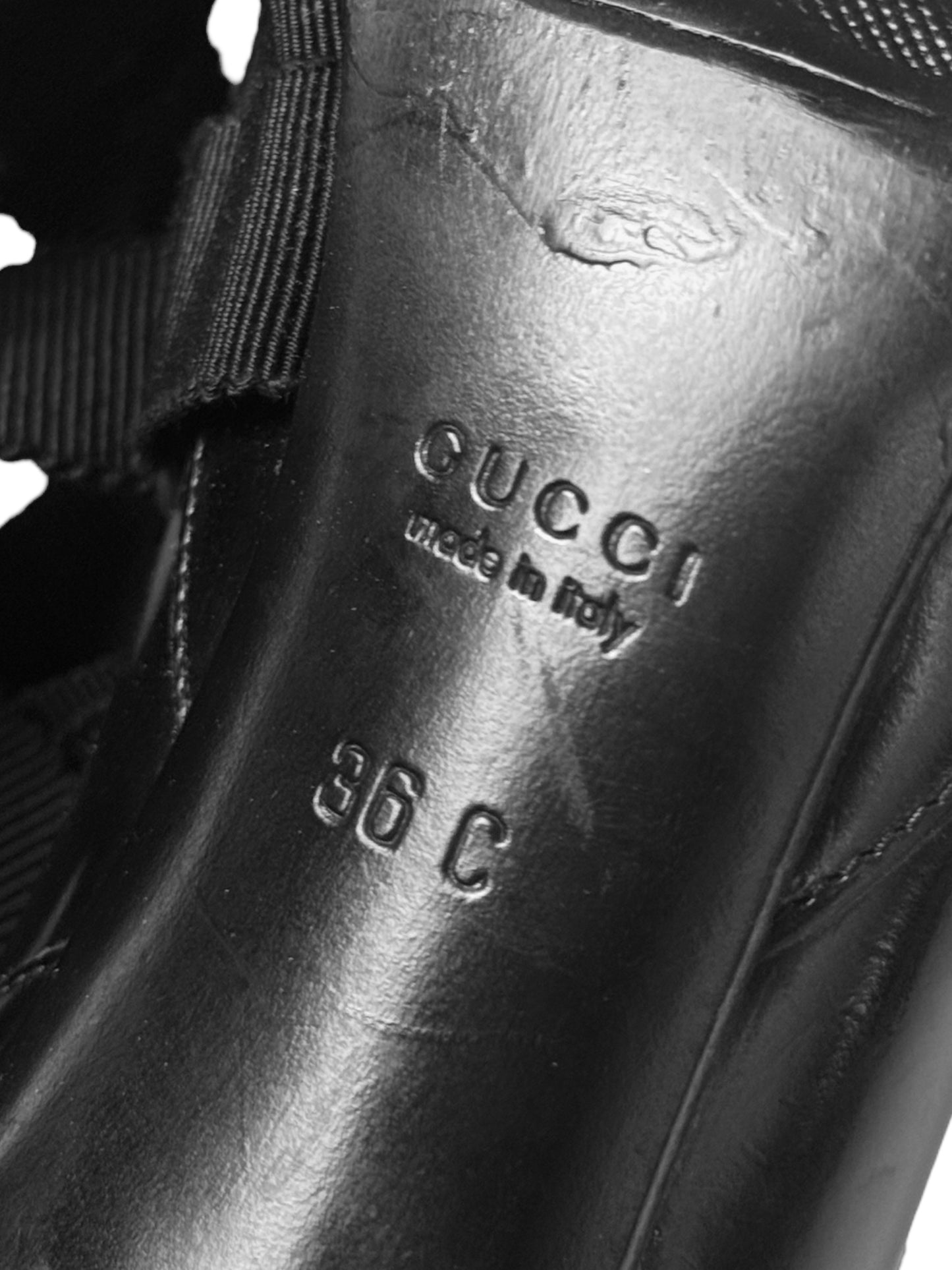 GUCCI FW2002 BY TOM FORD BLACK LEATHER BONDAGE LACE UP HEELS