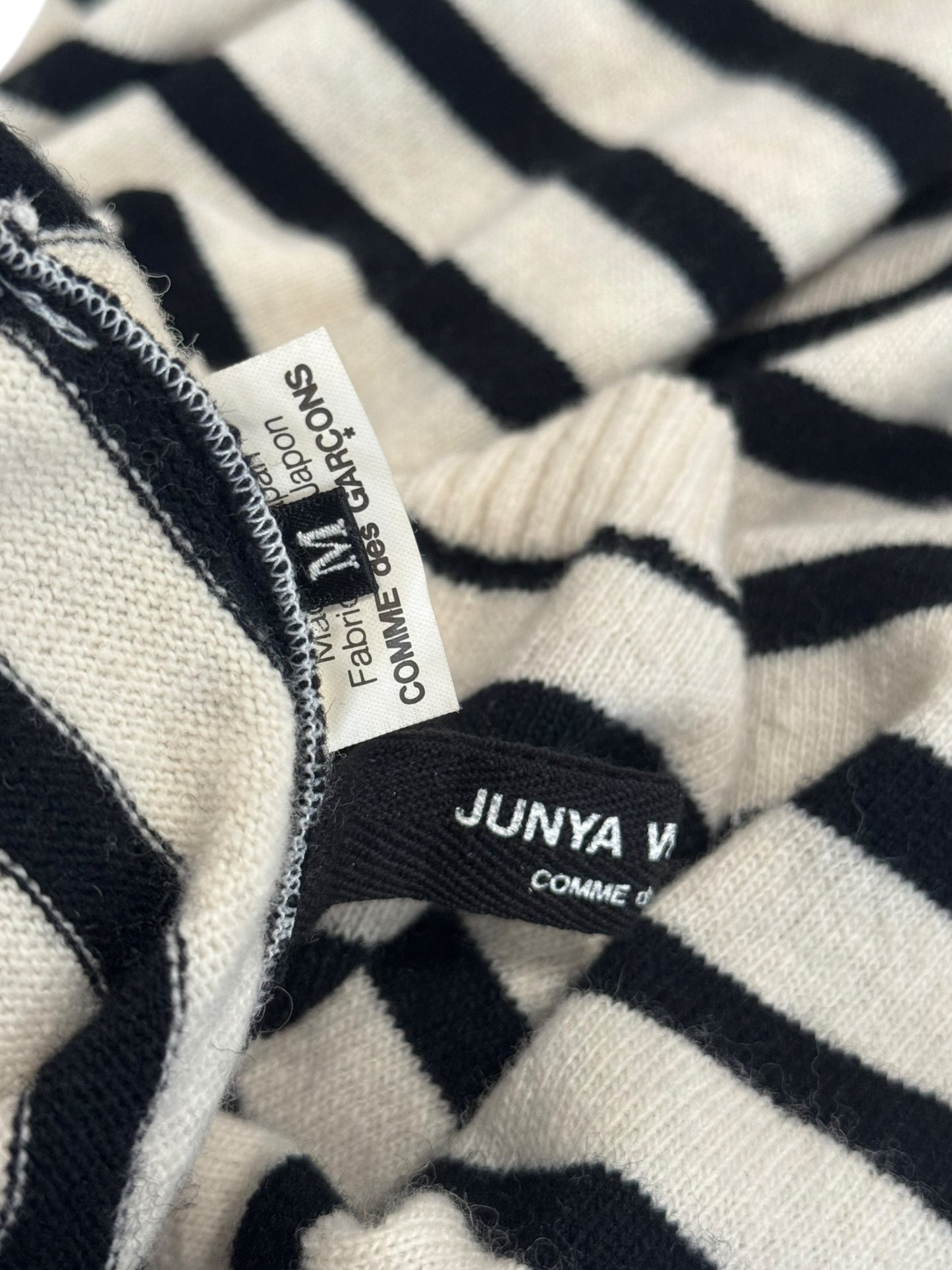 JUNYA WATANABE FW2003 WOOL CREAM & BLACK STRIPED PEARL NECKLACE TOP