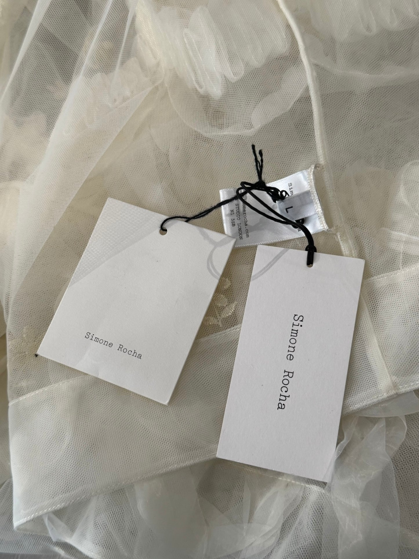 SIMONE ROCHA SS2024 OFF-WHITE TULLE EMBELLISHED OVERSIZE SHIRT