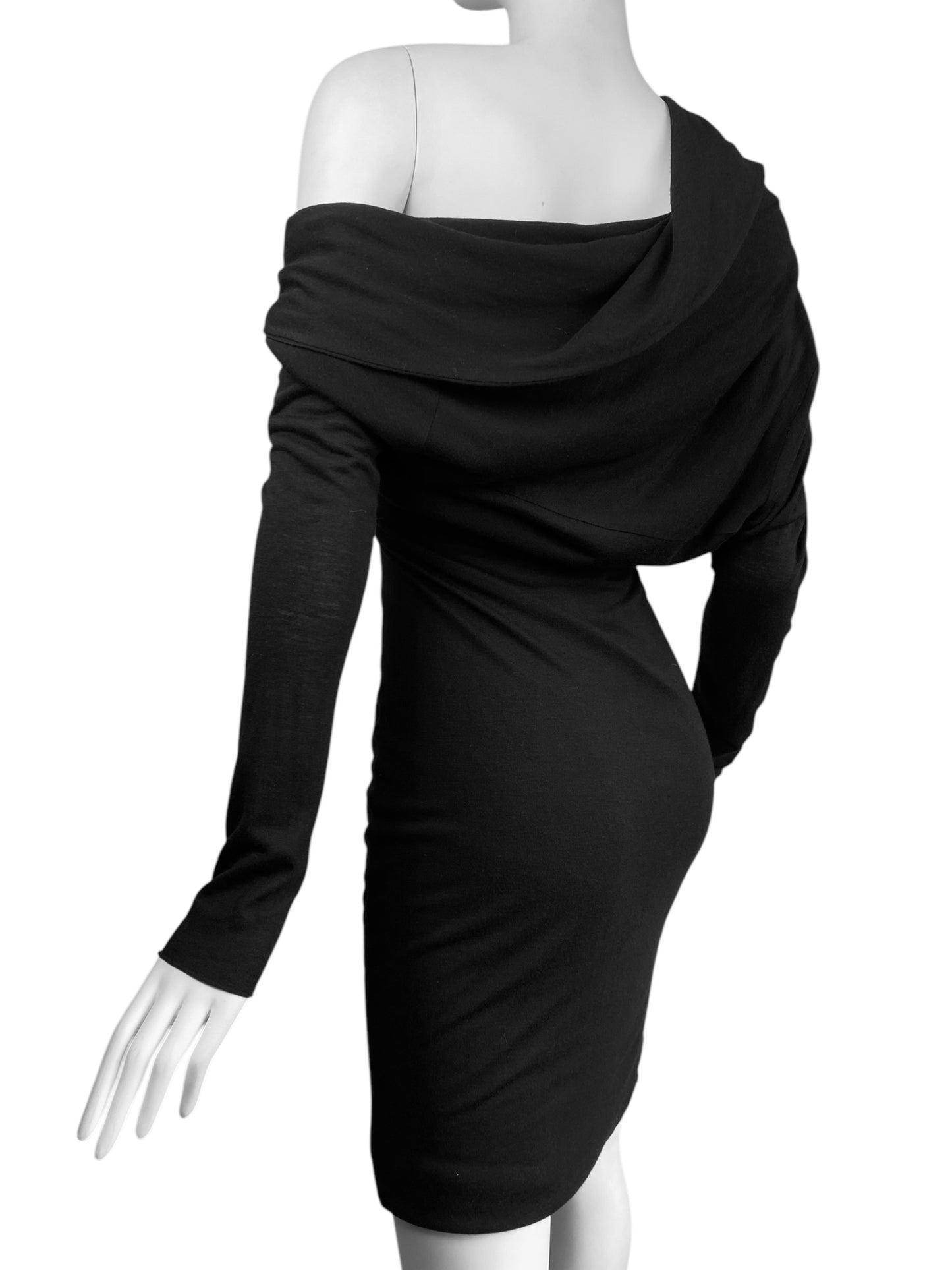 ALEXANDER MCQUEEN FW2008 «THE GIRL WHO LIVED IN A TREE» BLACK HOODED DRESS