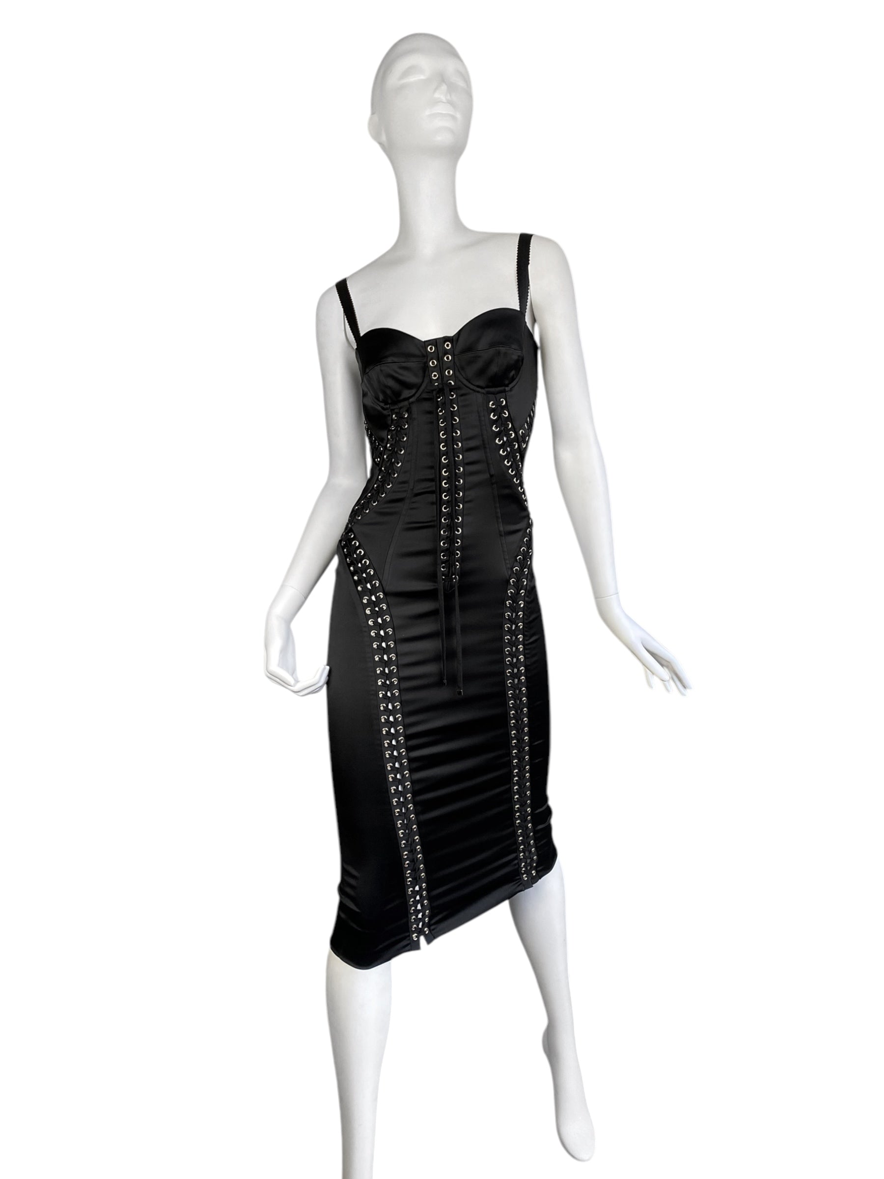 DOLCE & GABBANA SS2019 BLACK BONDAGE LACE-UP CORSET MIDI DRESS Numero13Vintage DOLCE & GABBANA SS2019 BLACK BONDAGE LACE-UP CORSET MIDI DRESS Numero13Vintage