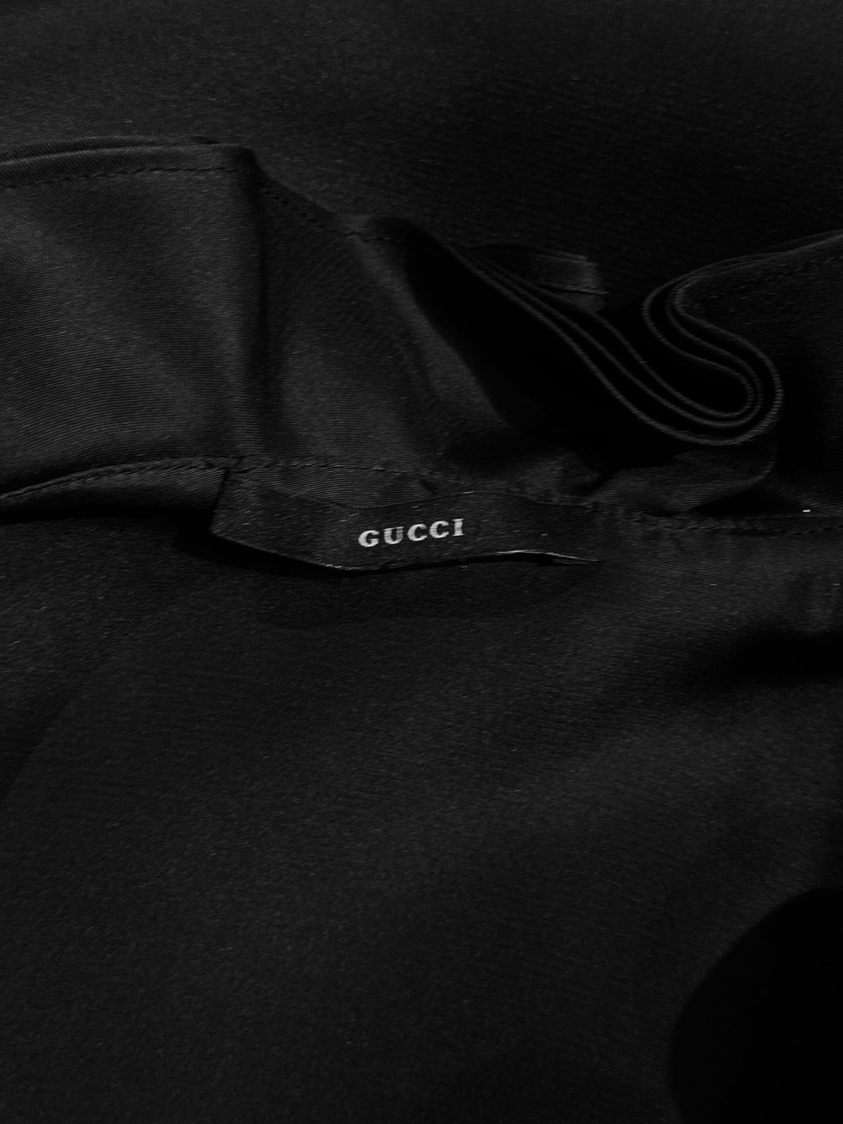GUCCI FW2000 BY TOM FORD BLACK SILK RUFFLED NECKLINE MINI DRESS