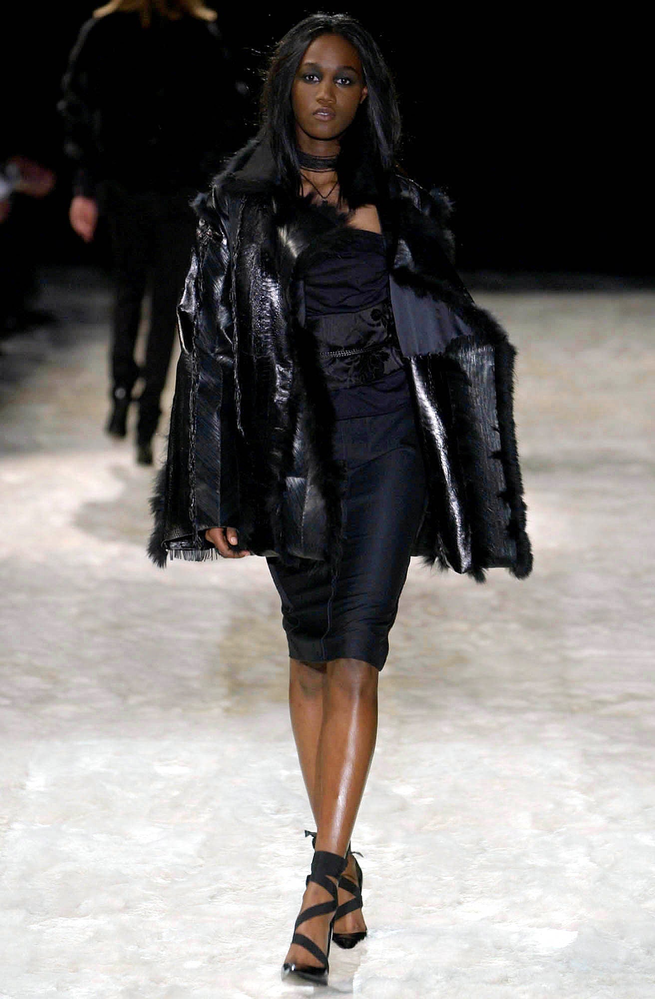 GUCCI FW2002 BY TOM FORD BLACK LEATHER BONDAGE LACE UP HEELS