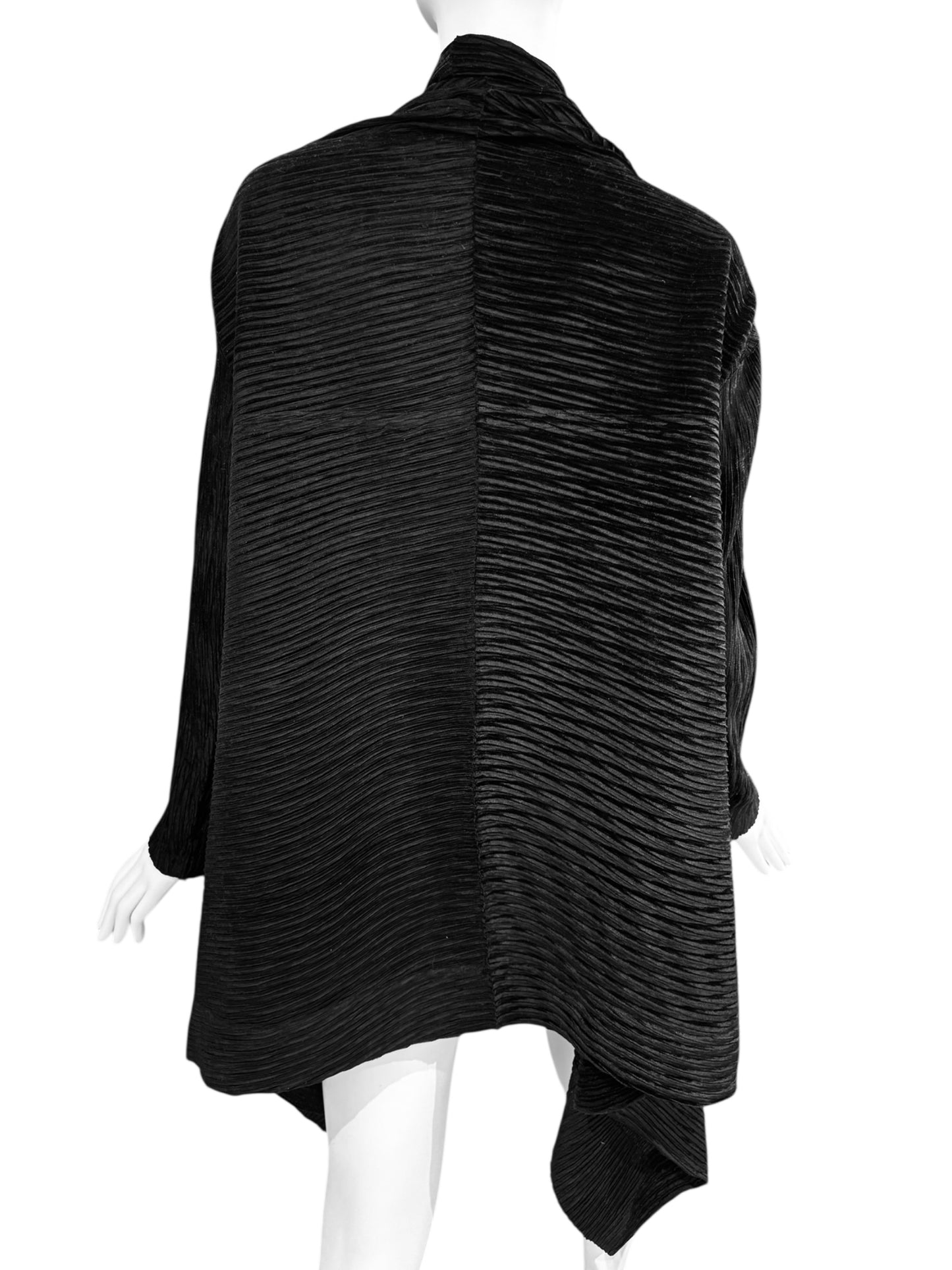 ISSEY MIYAKE 1990s BLACK PLEATED CARDIGAN