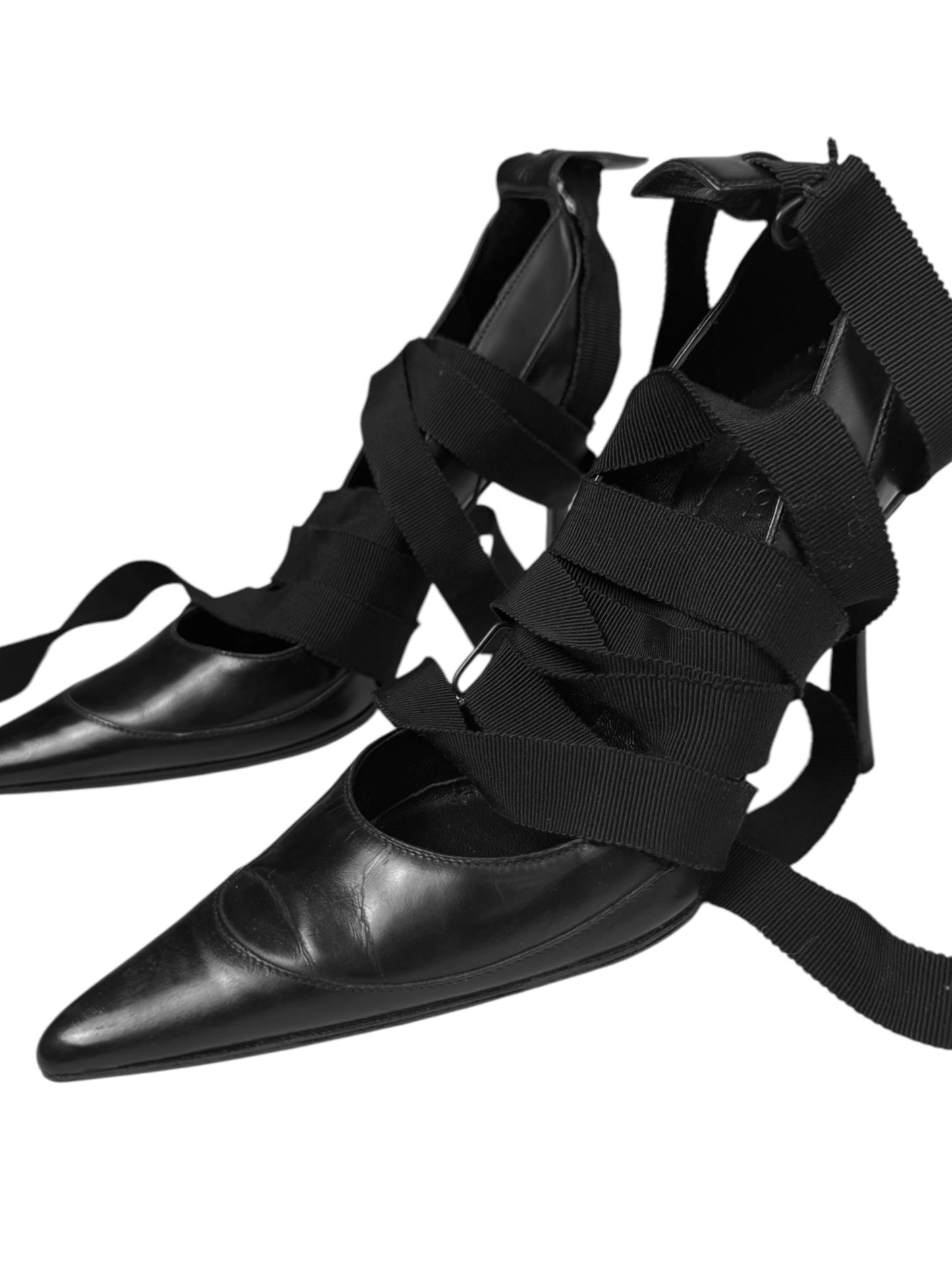GUCCI FW2002 BY TOM FORD BLACK LEATHER BONDAGE LACE UP HEELS