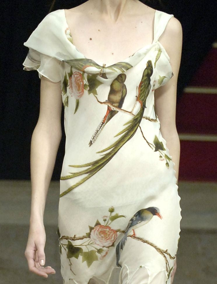 ALEXANDER MCQUEEN SS2007 «SARABANDE» BEIGE SILK BIRDS PRINT ASYMMETRICAL TANK TOP