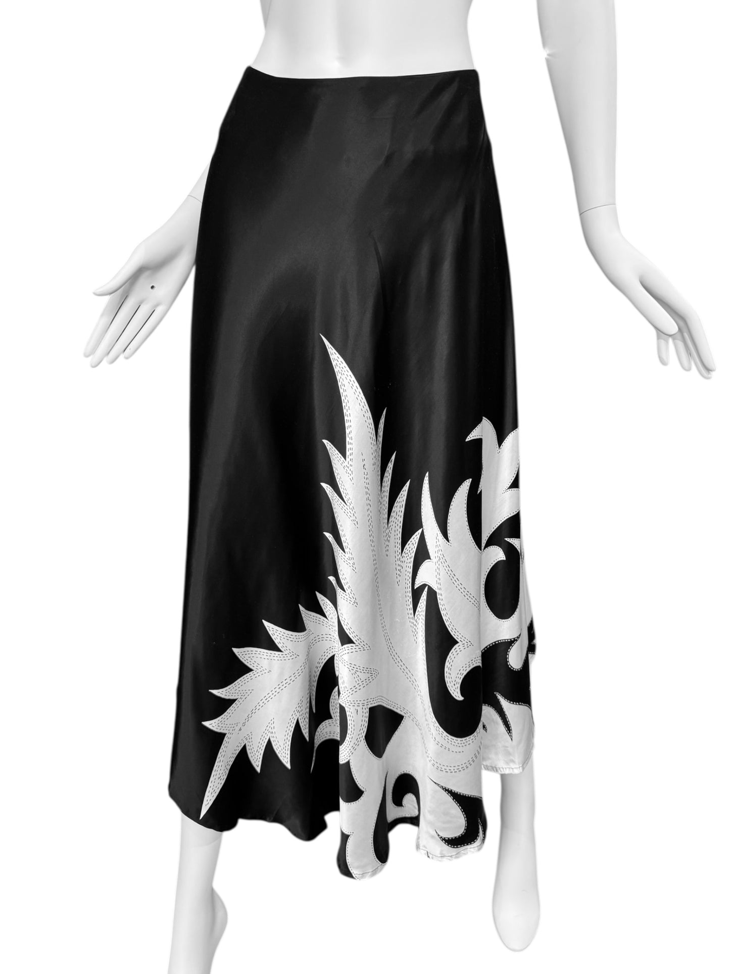 Y’S YOHJI YAMAMOTO SS2004 BLACK & WHITE MOTIF ASYMMETRICAL SKIRT