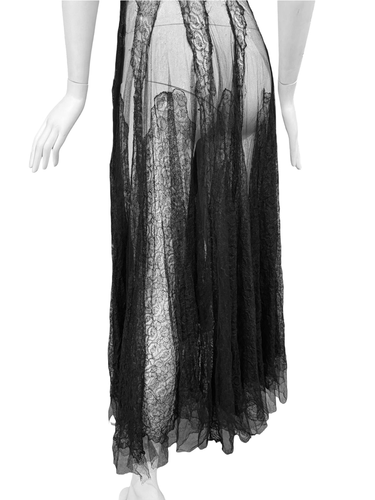 1930s BLACK SHEER LACE ROMANTIC MAXI DRESS