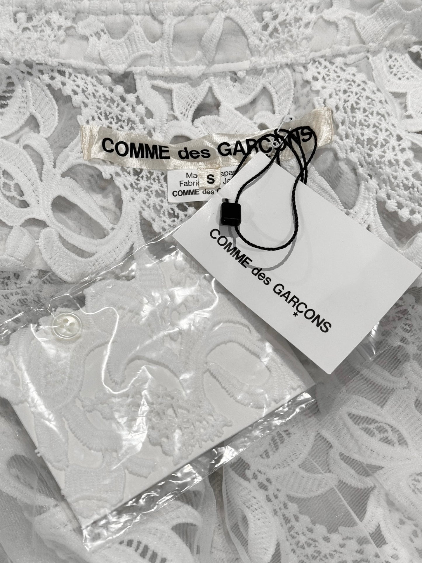 COMME DES GARÇONS FW2024 WHITE LACE SHIRT