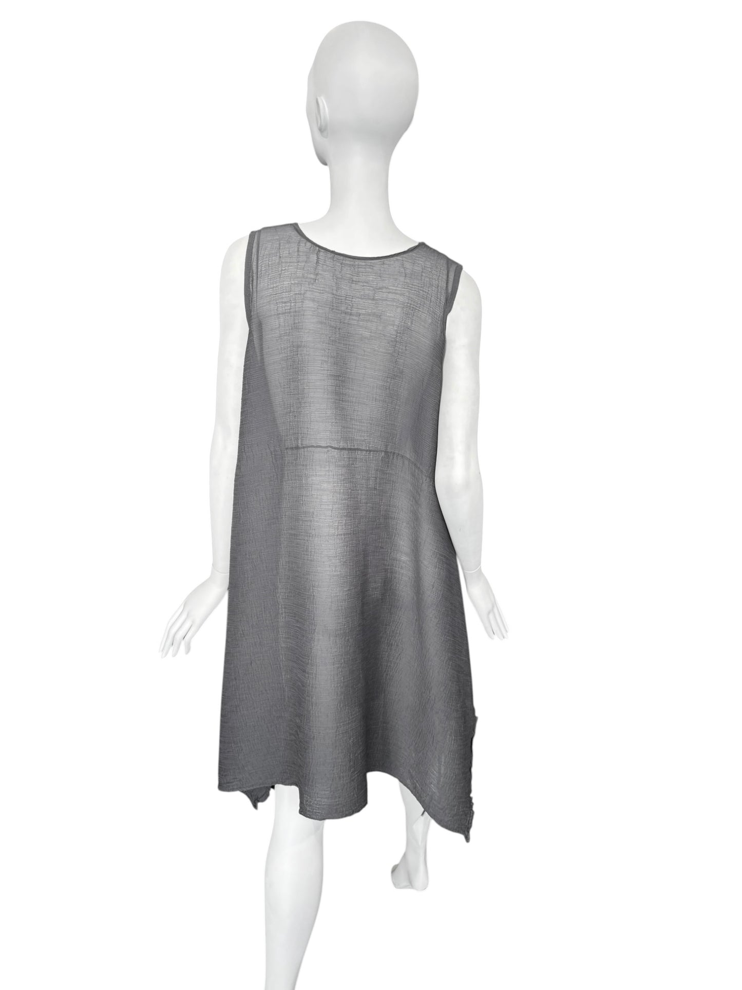 CAULIFLOWER ISSEY MIYAKE 2010s GREY PLEATED SHEER MIDI DRESS