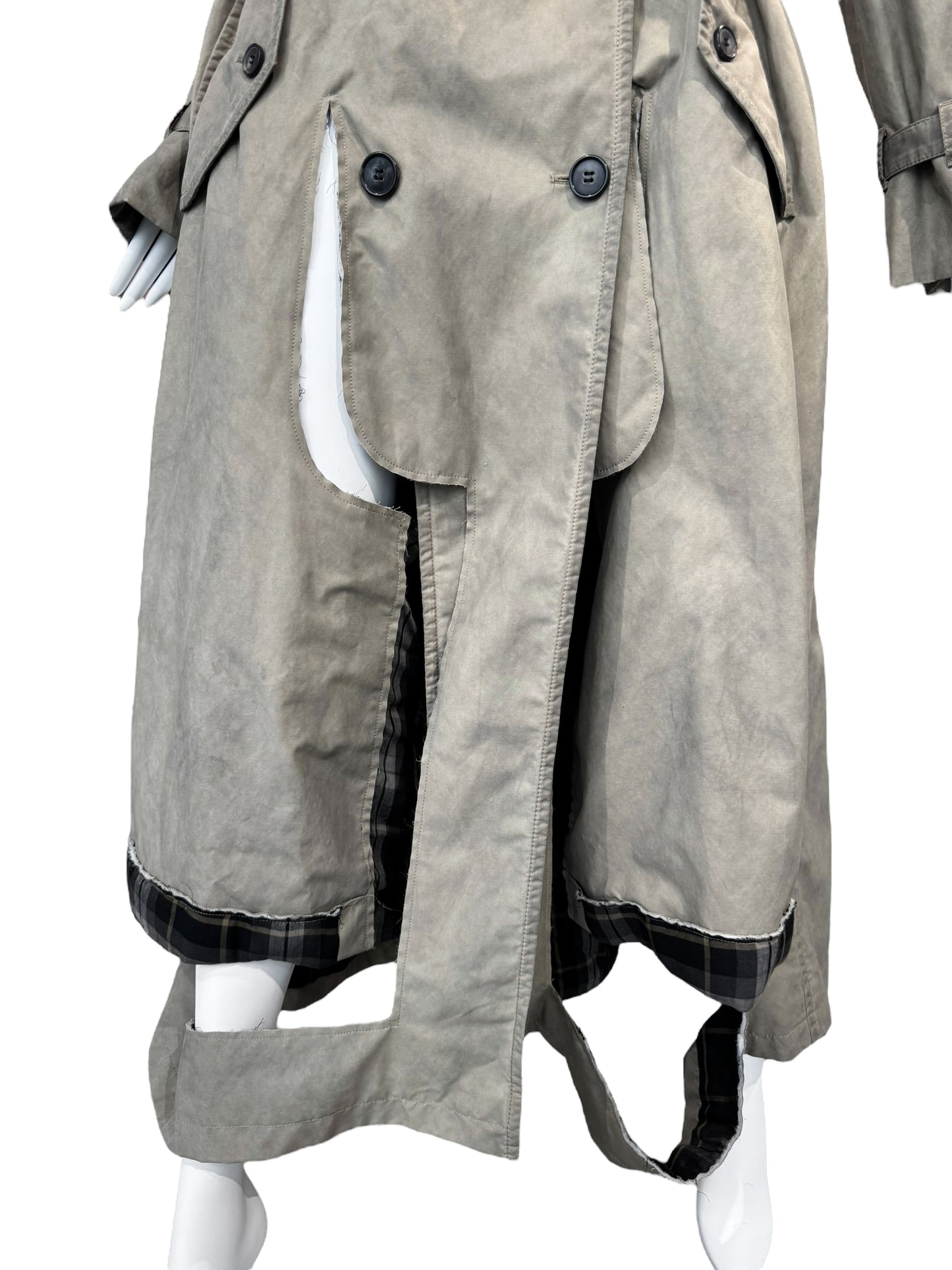 MAISON MARGIELA FW2019 BY JOHN GALLIANO BEIGE DESTRUCTURED TRENCH COAT