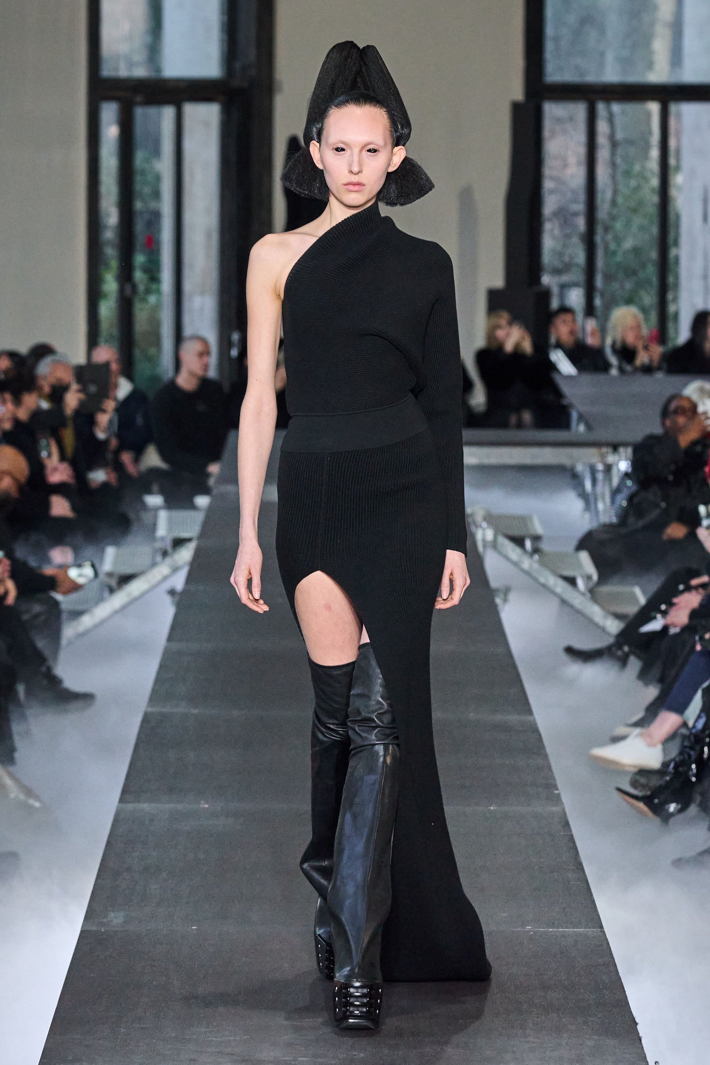 RICK OWENS FW2023 «LUXOR» BLACK CASHMERE SLIT MAXI TRAIN SKIRT