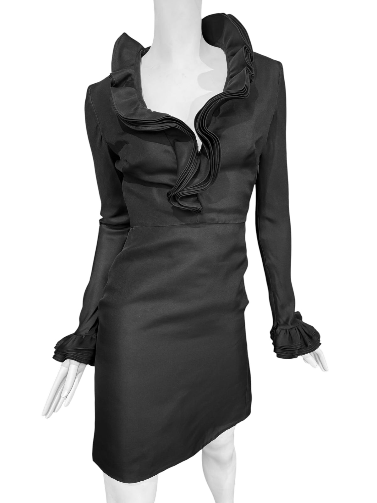 GUCCI FW2000 BY TOM FORD BLACK SILK RUFFLED NECKLINE MINI DRESS