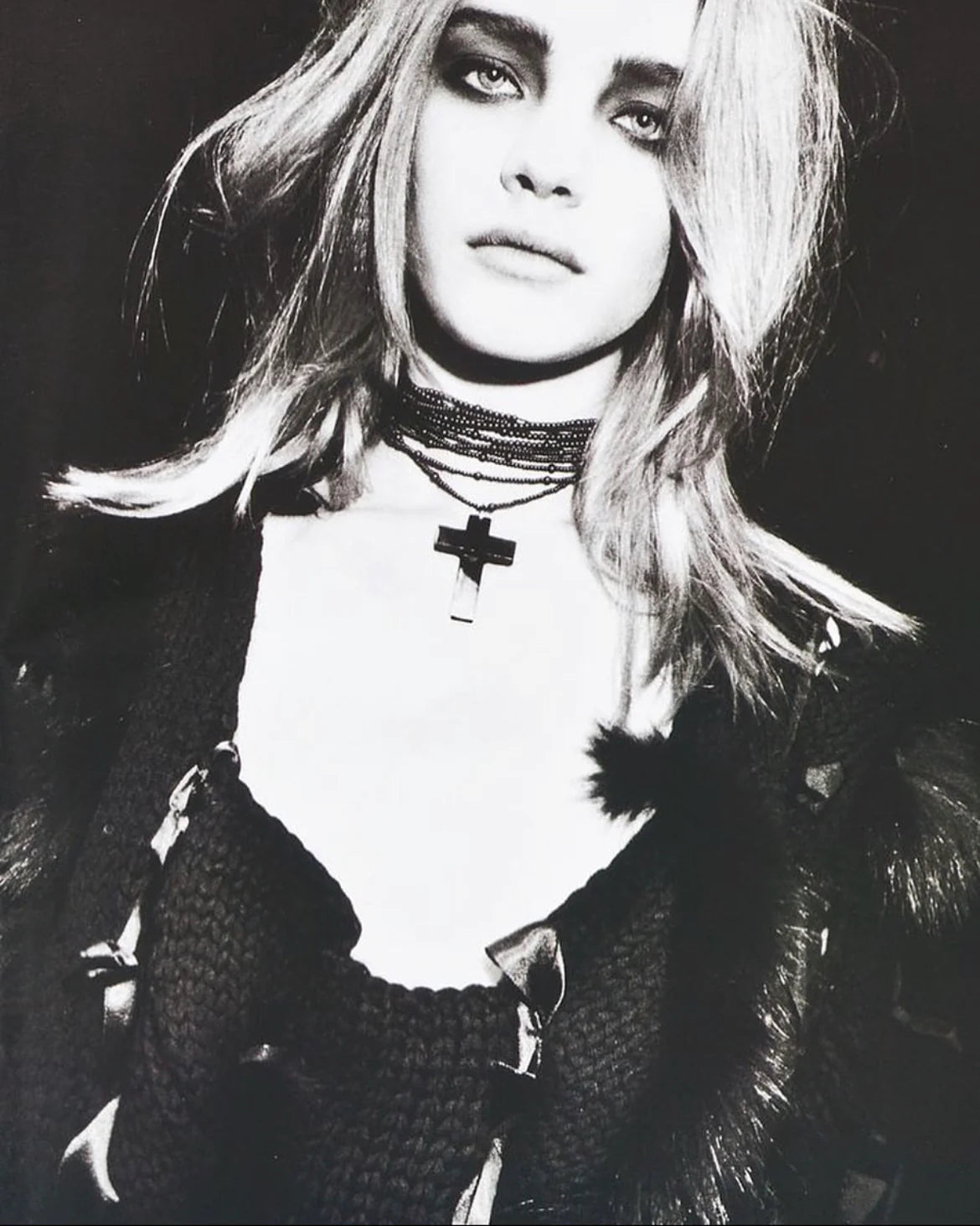 GUCCI FW2002 BY TOM FORD BEADED EBONY CROSS ROSARY NECKLACE