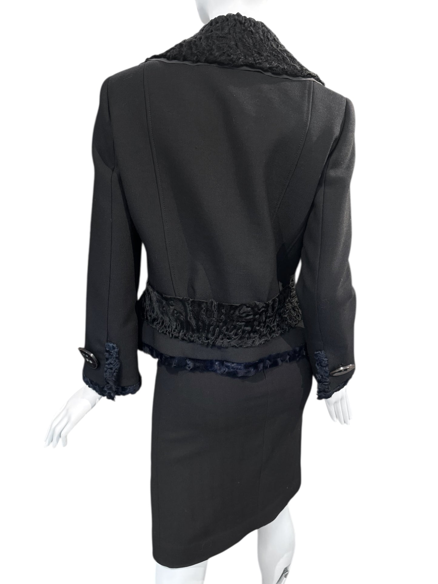 DOLCE & GABBANA FW2005 BLACK WOOL ASTRAKAN FUR TRIM BUTTONS SKIRT SUIT