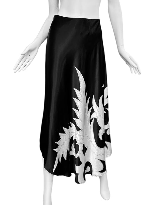 Y’S YOHJI YAMAMOTO SS2004 BLACK & WHITE MOTIF ASYMMETRICAL SKIRT