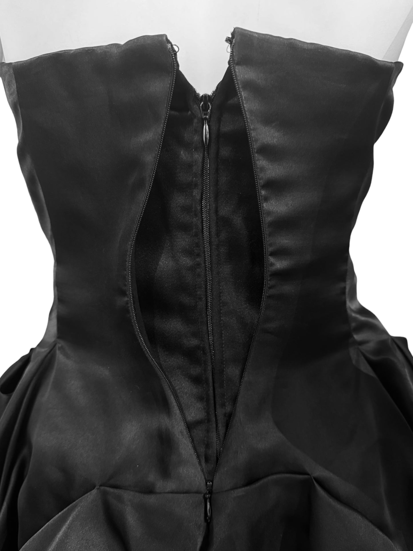 ALEXANDER MCQUEEN SS2009 «NATURAL DIS-TINCTION UN-NATURAL SELECTION» BLACK SILK BUSTIER MINI DRESS