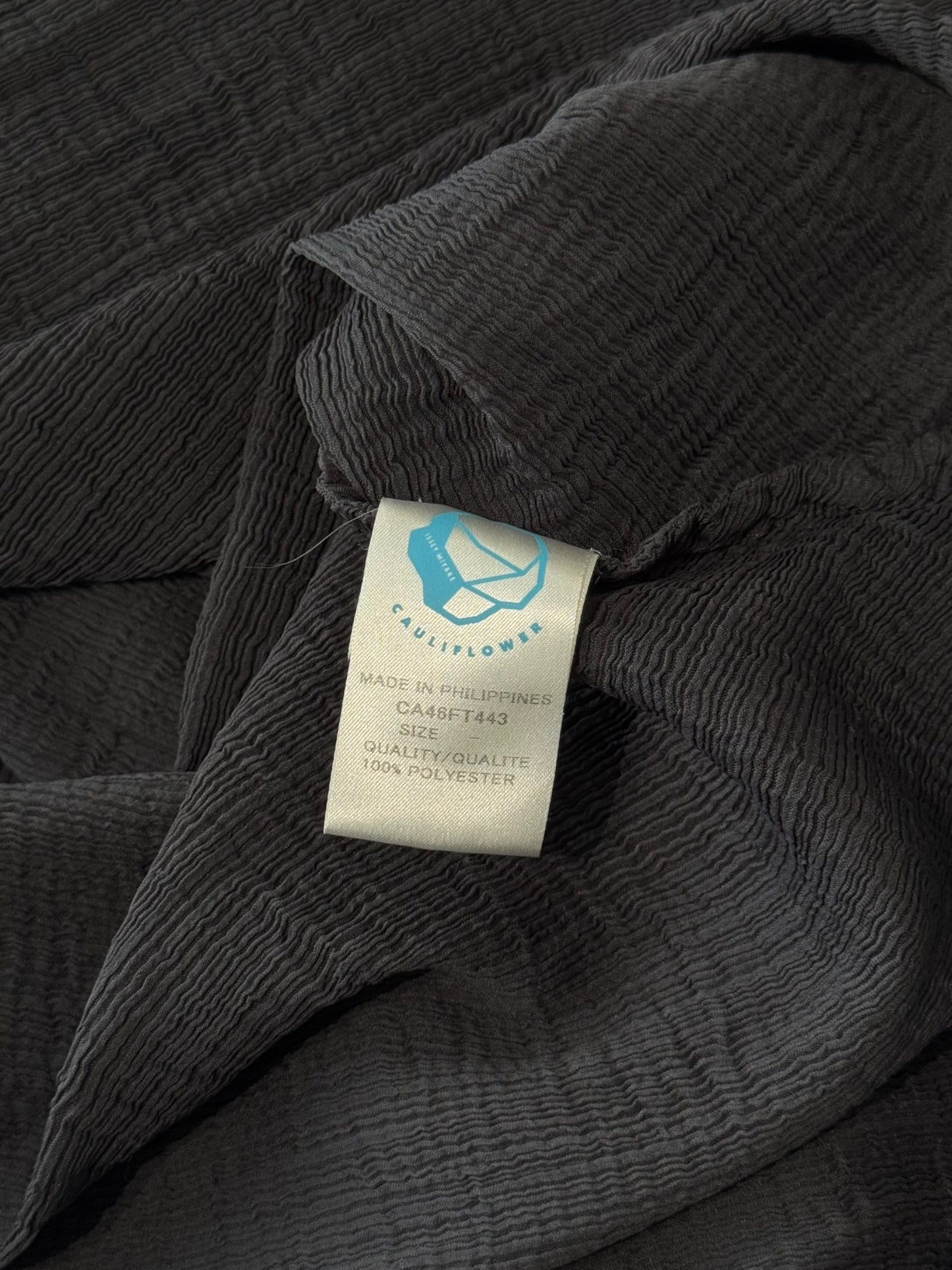 CAULIFLOWER ISSEY MIYAKE 2010s GREY PLEATED SHEER MIDI DRESS