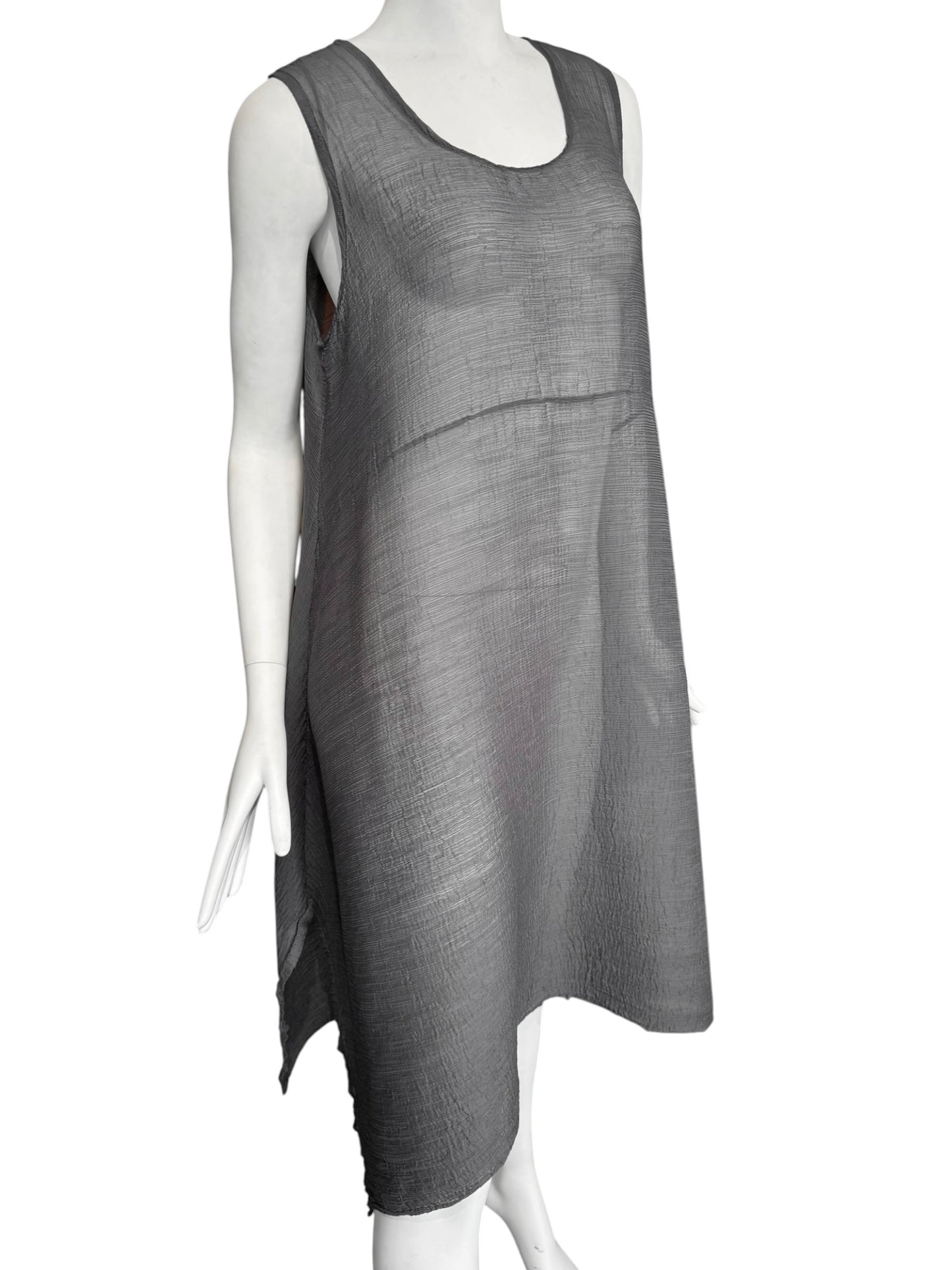 CAULIFLOWER ISSEY MIYAKE 2010s GREY PLEATED SHEER MIDI DRESS