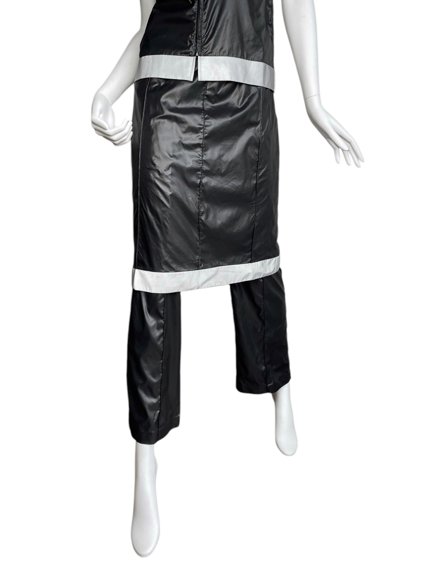 CHANEL SS1999 BY KARL LAGERFELD BLACK NYLON REFLECTIVE HEM 3P. SET (TOP + PANTS + SKIRT)