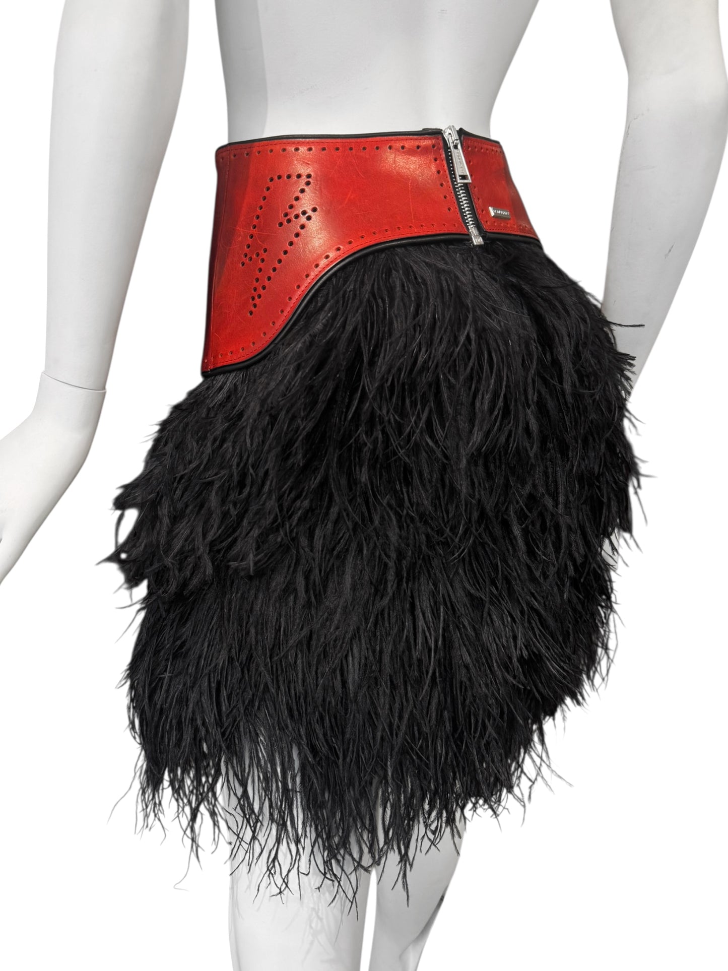 DSQUARED2 FW2008 RED LEATHER & BLACK OSTRICH FEATHERS SKIRT