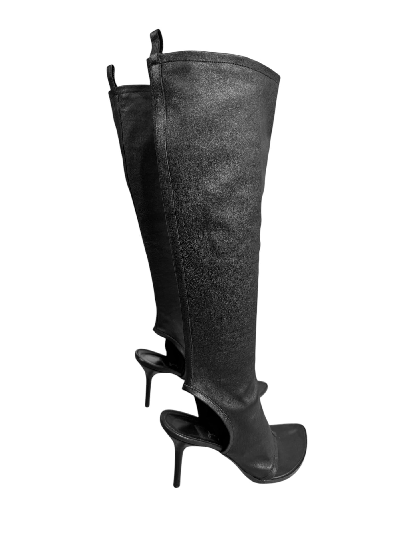 FAYÇAL AMOR SS2004 BLACK LEATHER KNEE-HIGH THONG SANDAL BOOTS