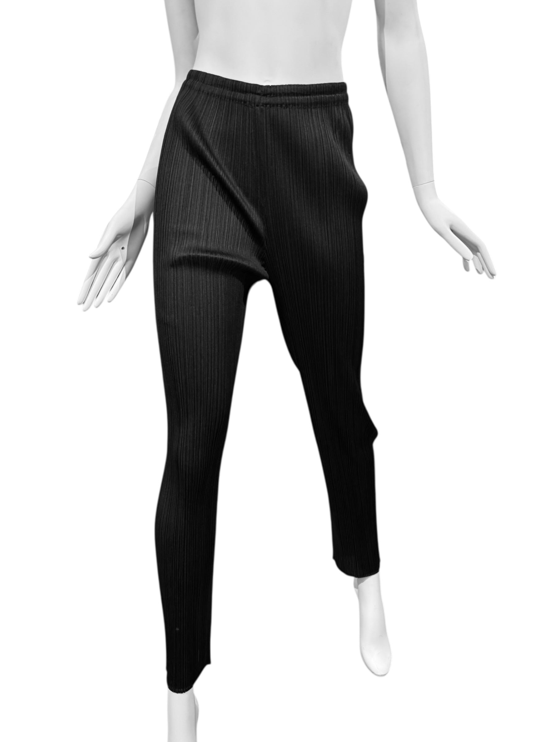 Issey Miyake – Numero13Vintage