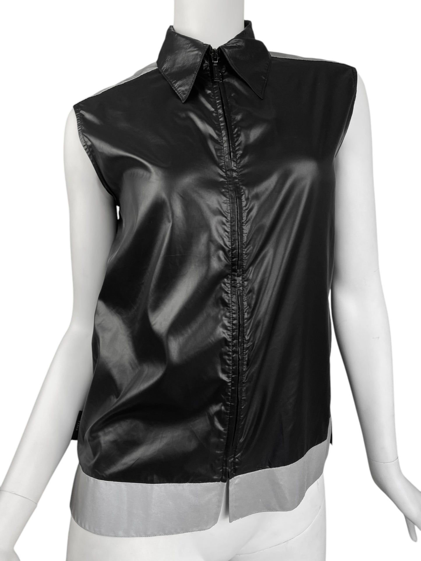 CHANEL SS1999 BY KARL LAGERFELD BLACK NYLON REFLECTIVE HEM VEST