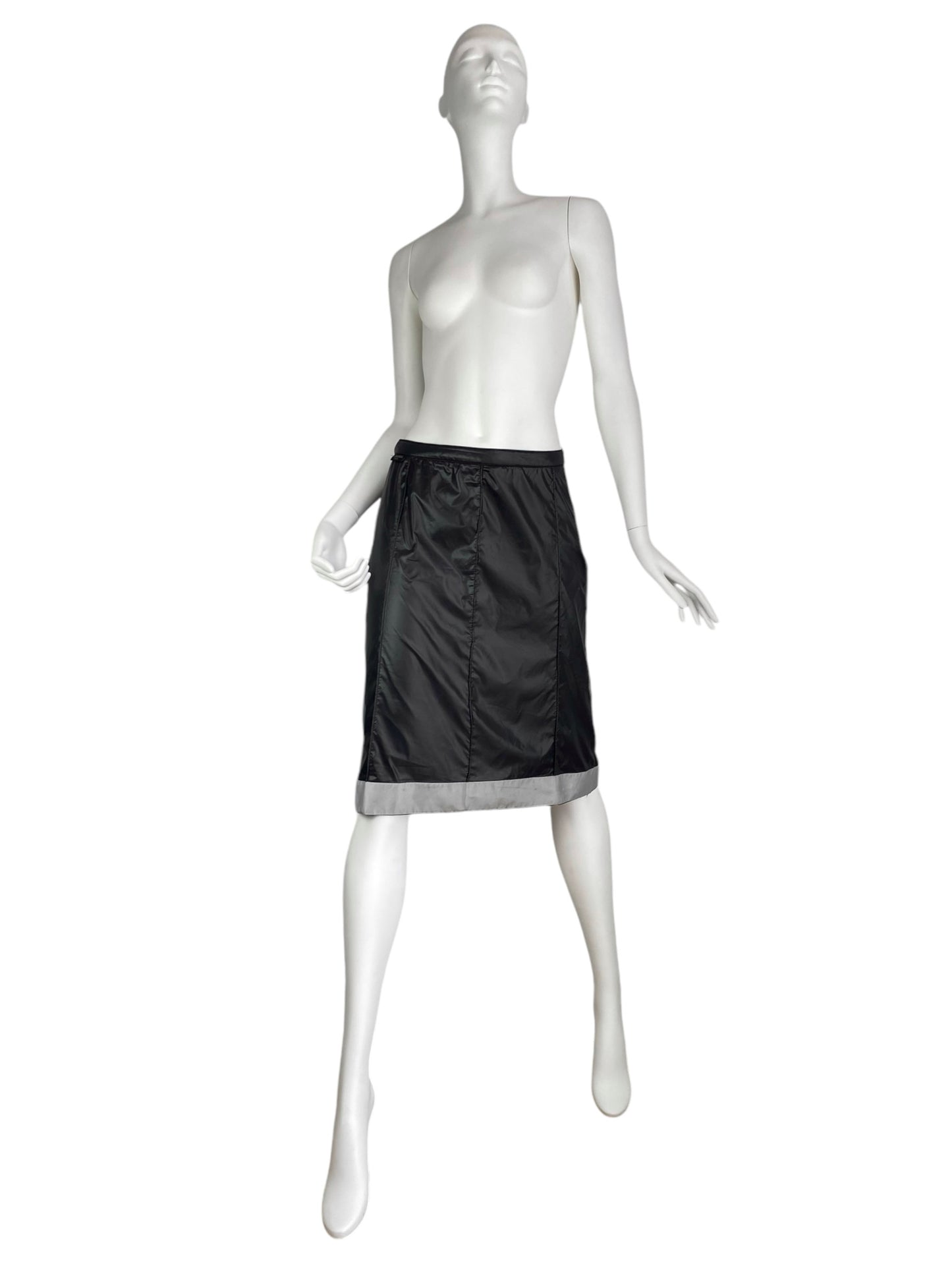 CHANEL SS1999 BY KARL LAGERFELD BLACK NYLON REFLECTIVE HEM MIDI SKIRT