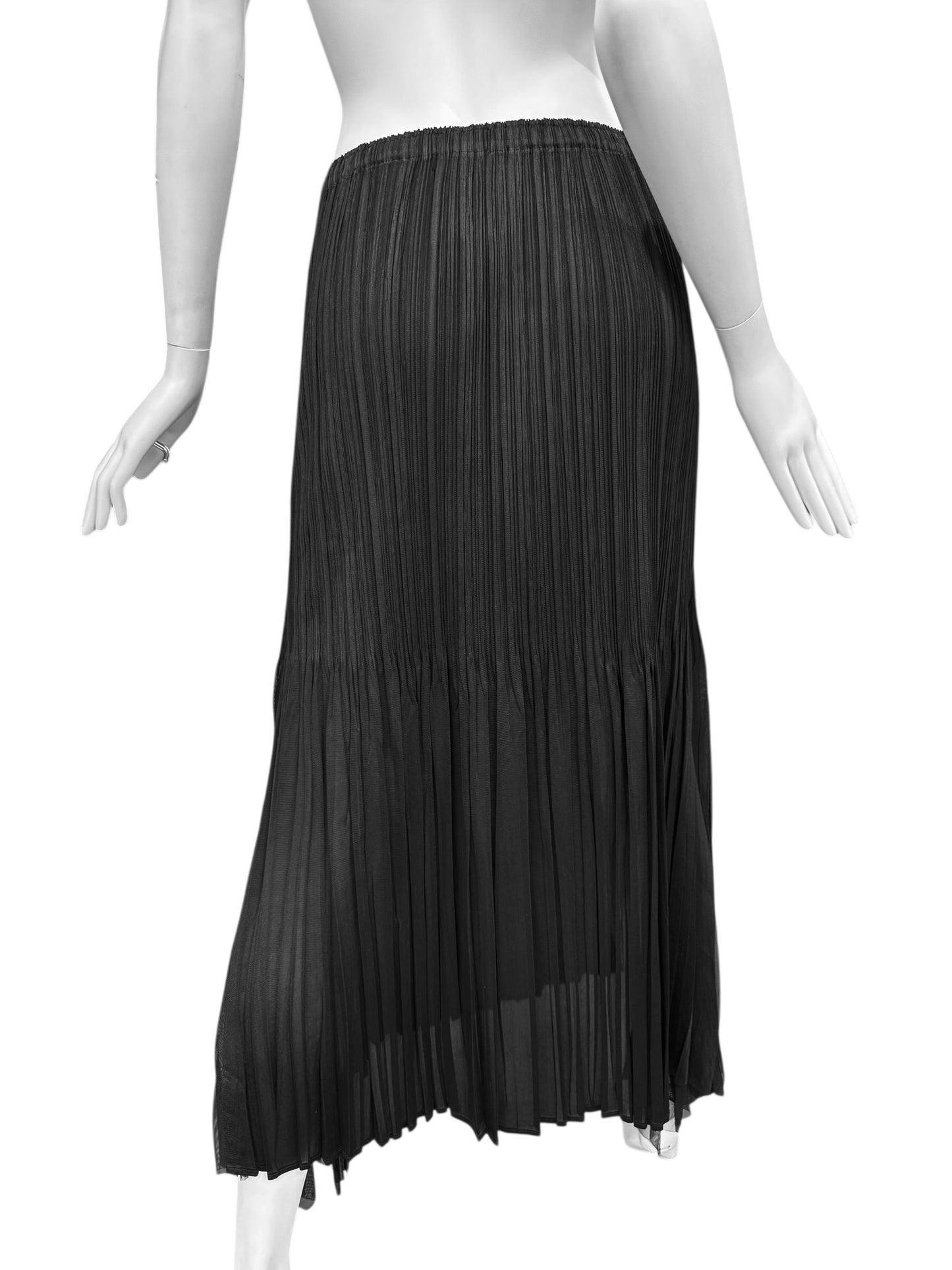 PLEATS PLEASE 2010s BLACK PLEATED MAXI SKIRT