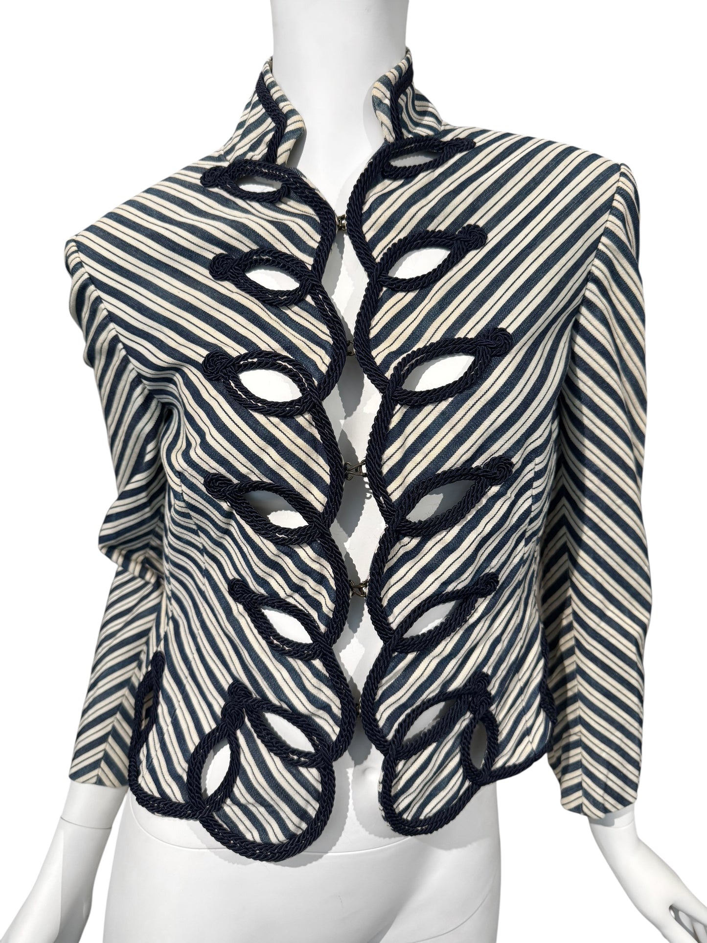 ALEXANDER MCQUEEN SS2005 «IT’S ONLY A GAME» OFF-WHITE & NAVY BLUE STRIPED NAPOLEON JACKET