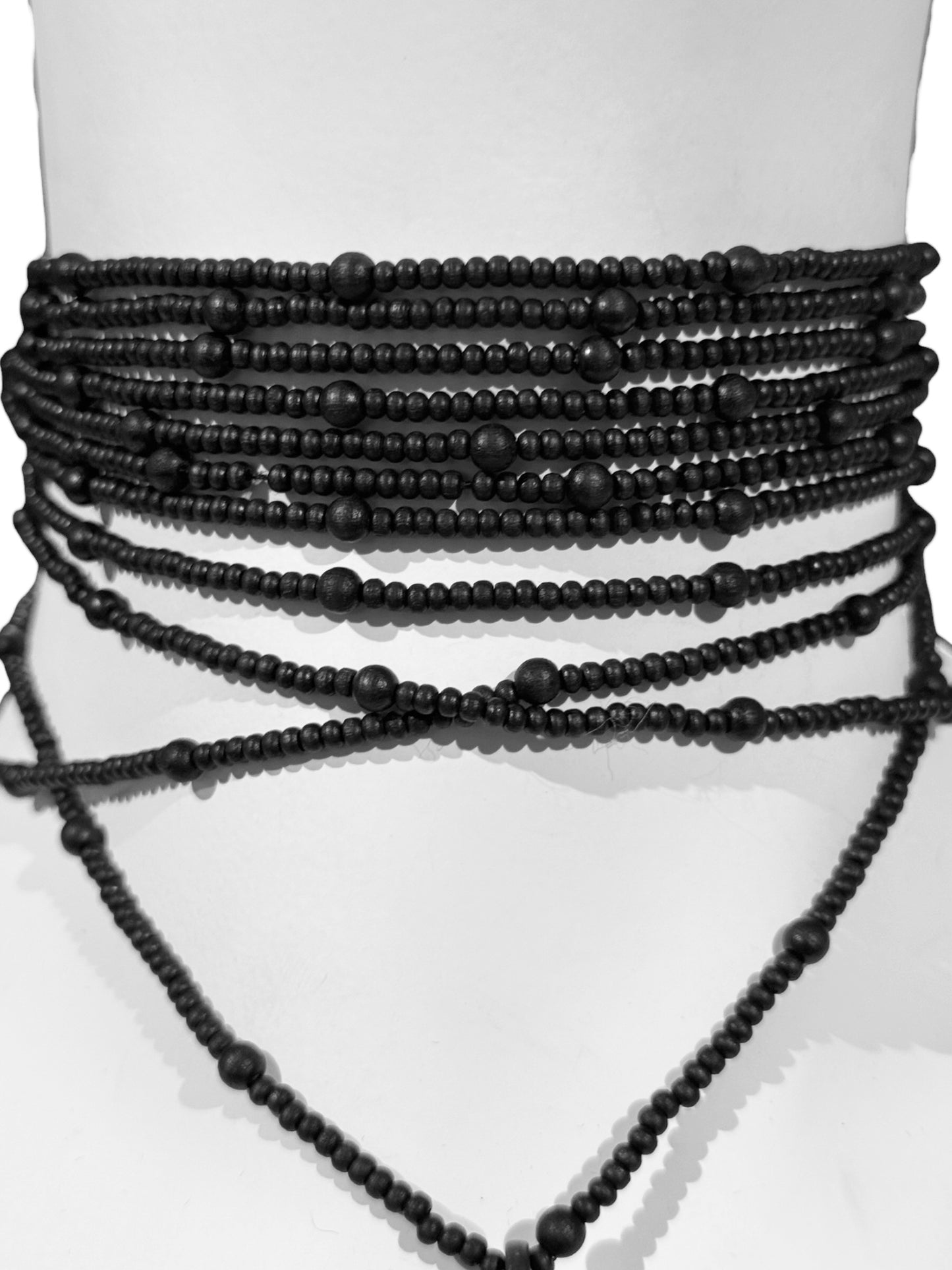 GUCCI FW2002 BY TOM FORD BEADED EBONY CROSS ROSARY NECKLACE