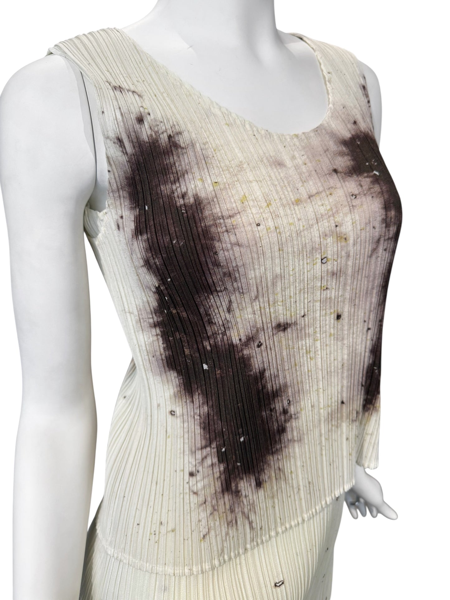PLEATS PLEASE ISSEY MIYAKE 1998 X CAI GUO-QIANG GUNPOWDER PRINT PLEATED 3P. SET (TOP, PANTS & TUNIC)
