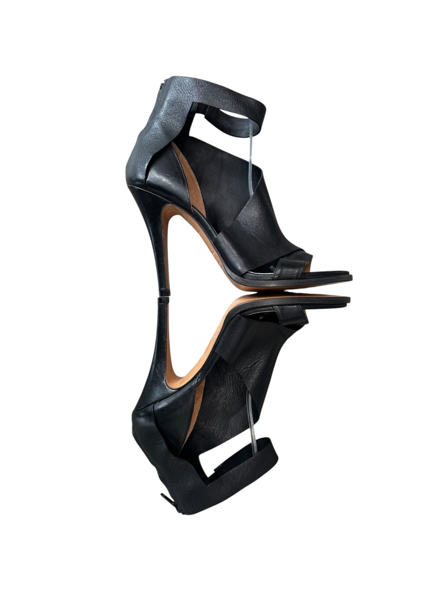 MAISON MARGIELA 2010s BLACK LEATHER CUT OUT HEELS