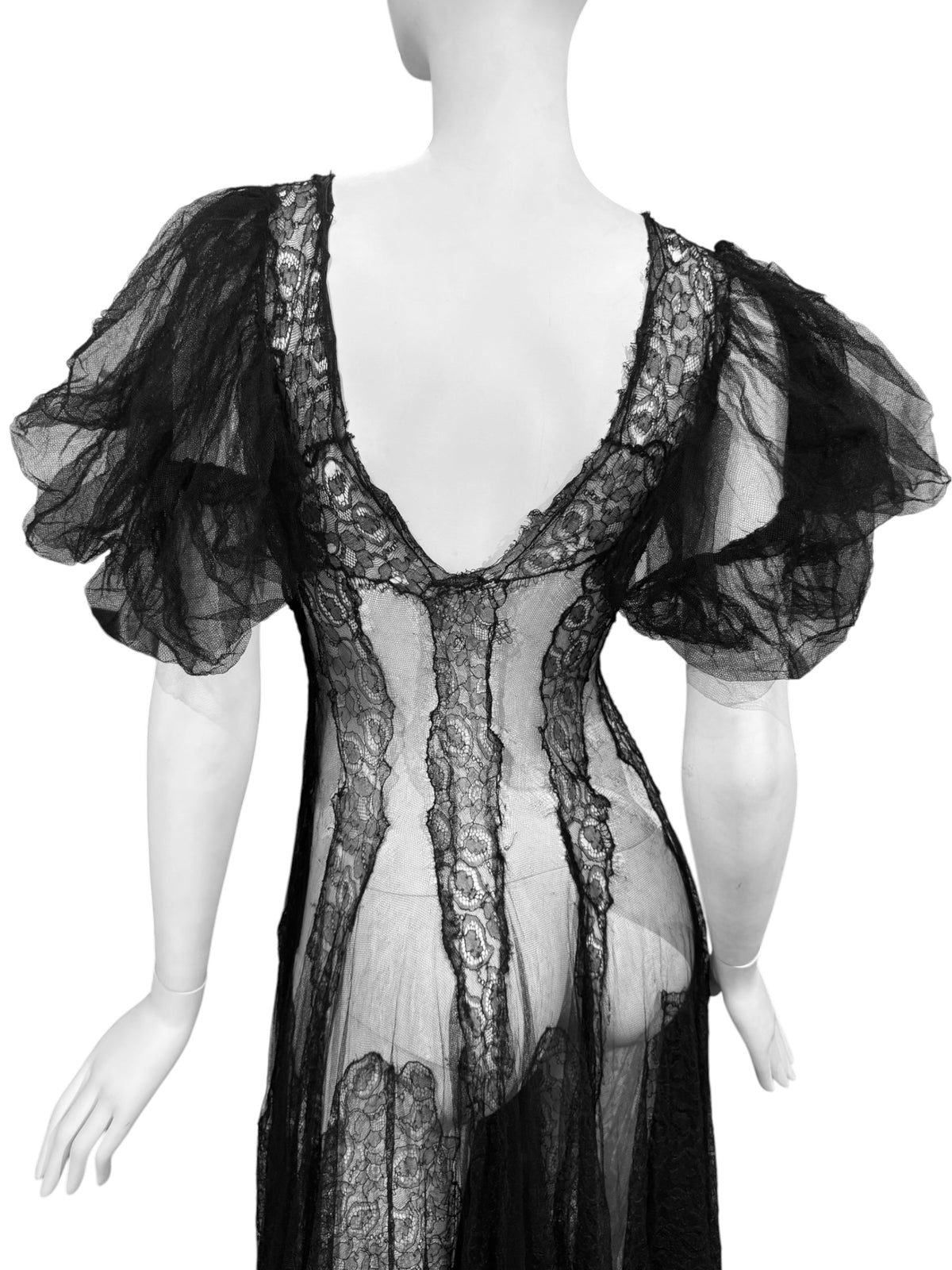 1930s BLACK SHEER LACE ROMANTIC MAXI DRESS