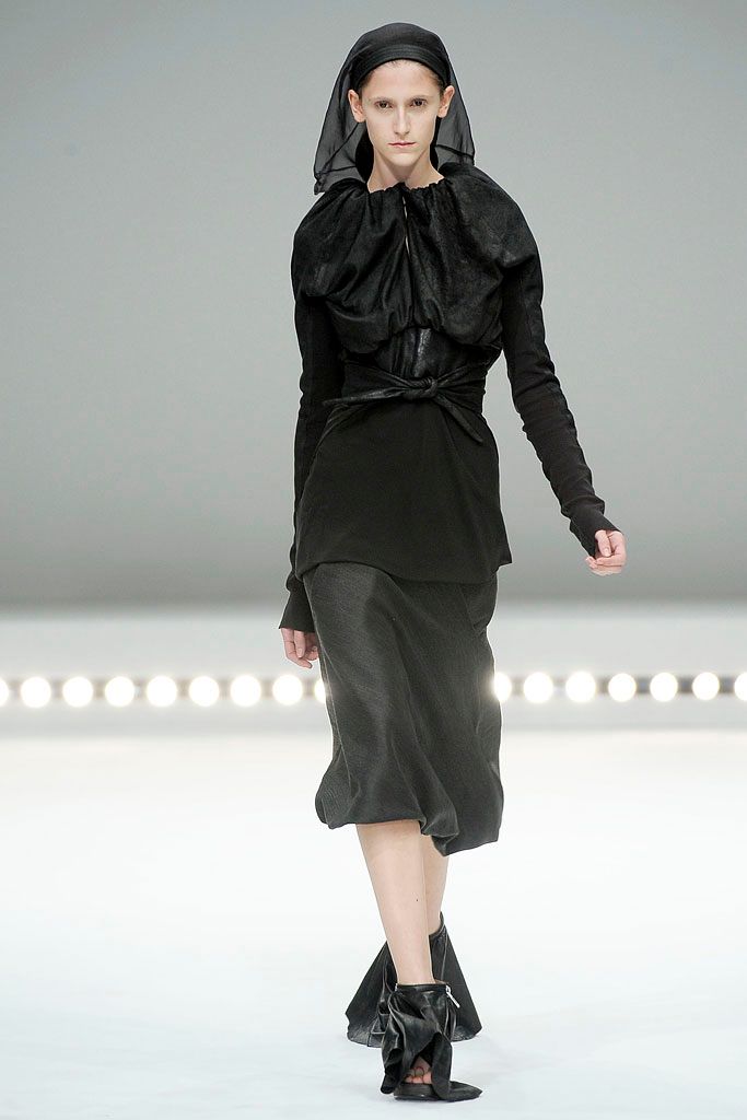 RICK OWENS SS2009 «STRUTTER» BLACK LEATHER BUBBLE JACKET