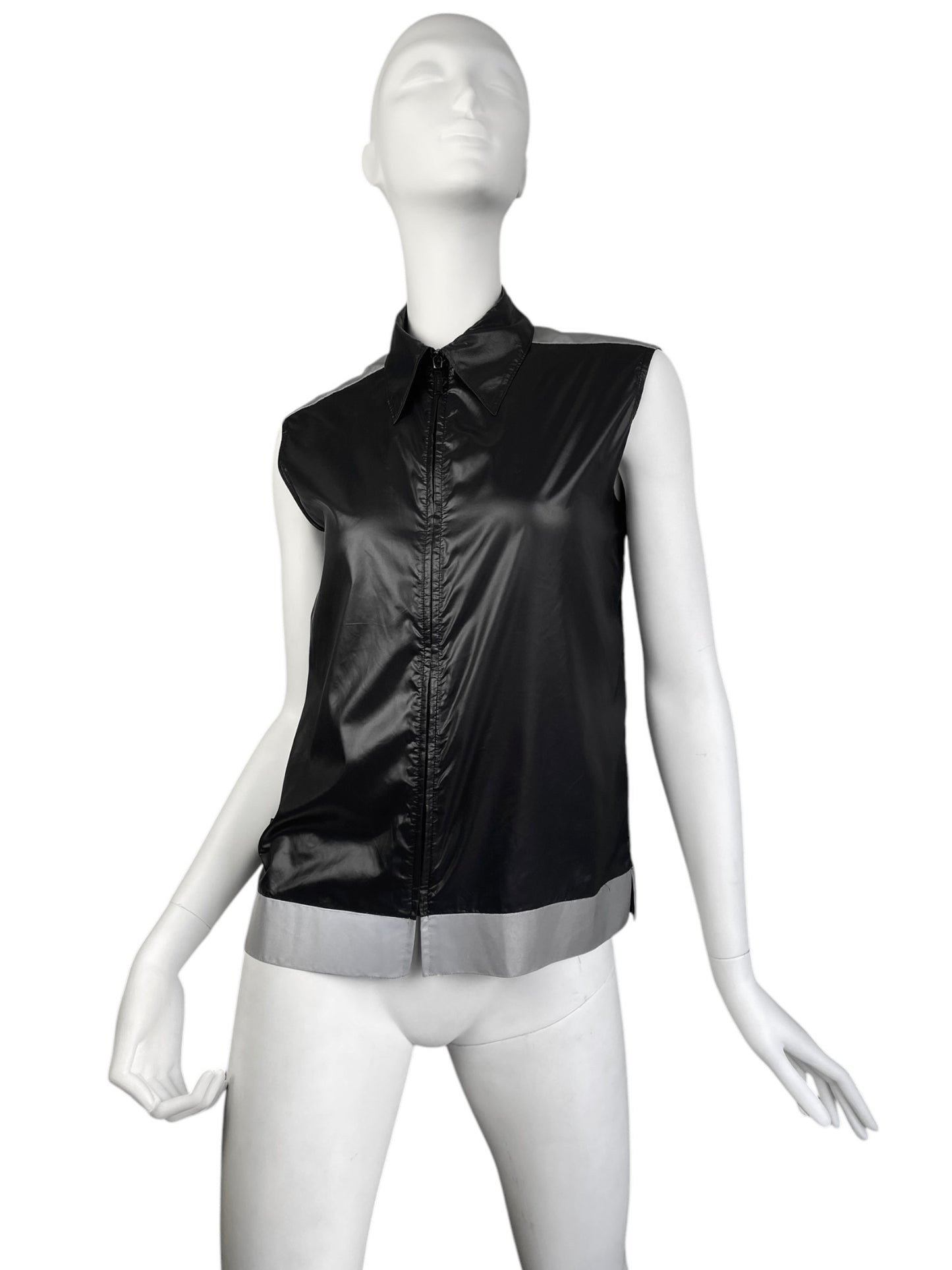 CHANEL SS1999 BY KARL LAGERFELD BLACK NYLON REFLECTIVE HEM VEST