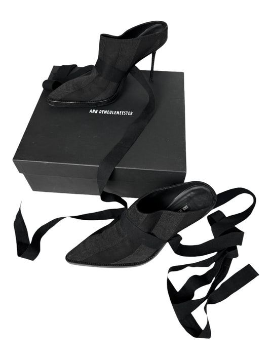 ANN DEMEULEMEESTER SS2019 BY SÉBASTIEN MEUNIER BLACK BONDAGE MULES