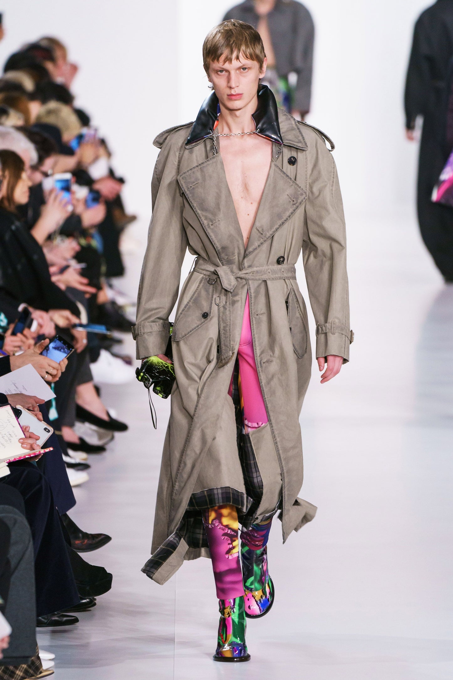 MAISON MARGIELA FW2019 BY JOHN GALLIANO BEIGE DESTRUCTURED TRENCH COAT