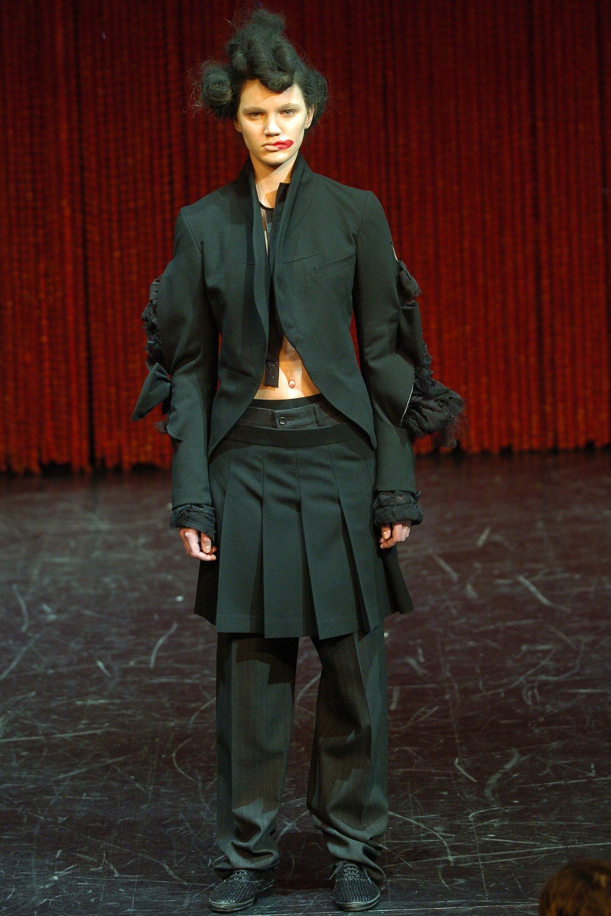 COMME DES GARÇONS FW2004 ‘DARK ROMANCE, WITCH’ BLACK WOOL TULLE & BOW INSERTS BLAZER