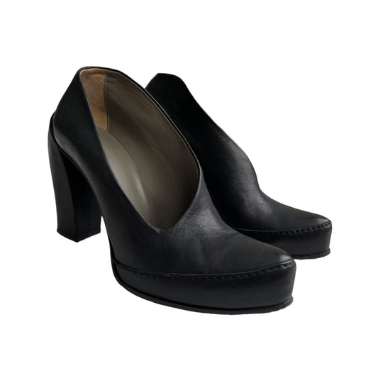 IXOS 2000s Black Leather Asymmetrical Heels