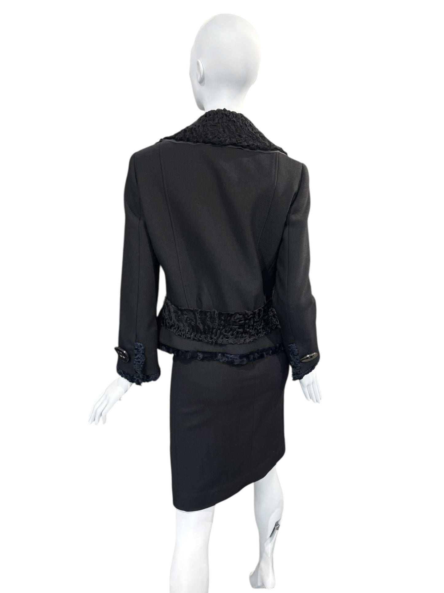 DOLCE & GABBANA FW2005 BLACK WOOL ASTRAKAN FUR TRIM BUTTONS SKIRT SUIT