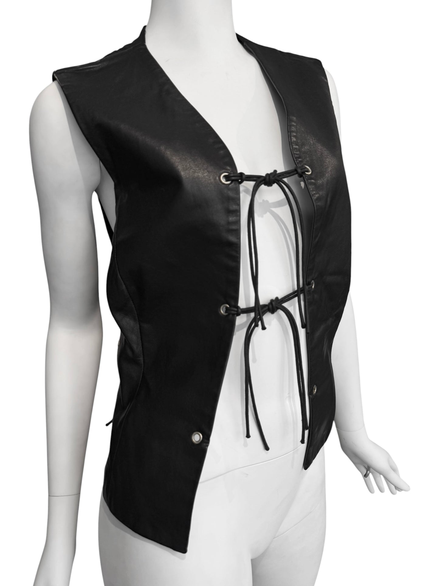KYUSO 1990s BLACK LEATHER LACE-UP VEST