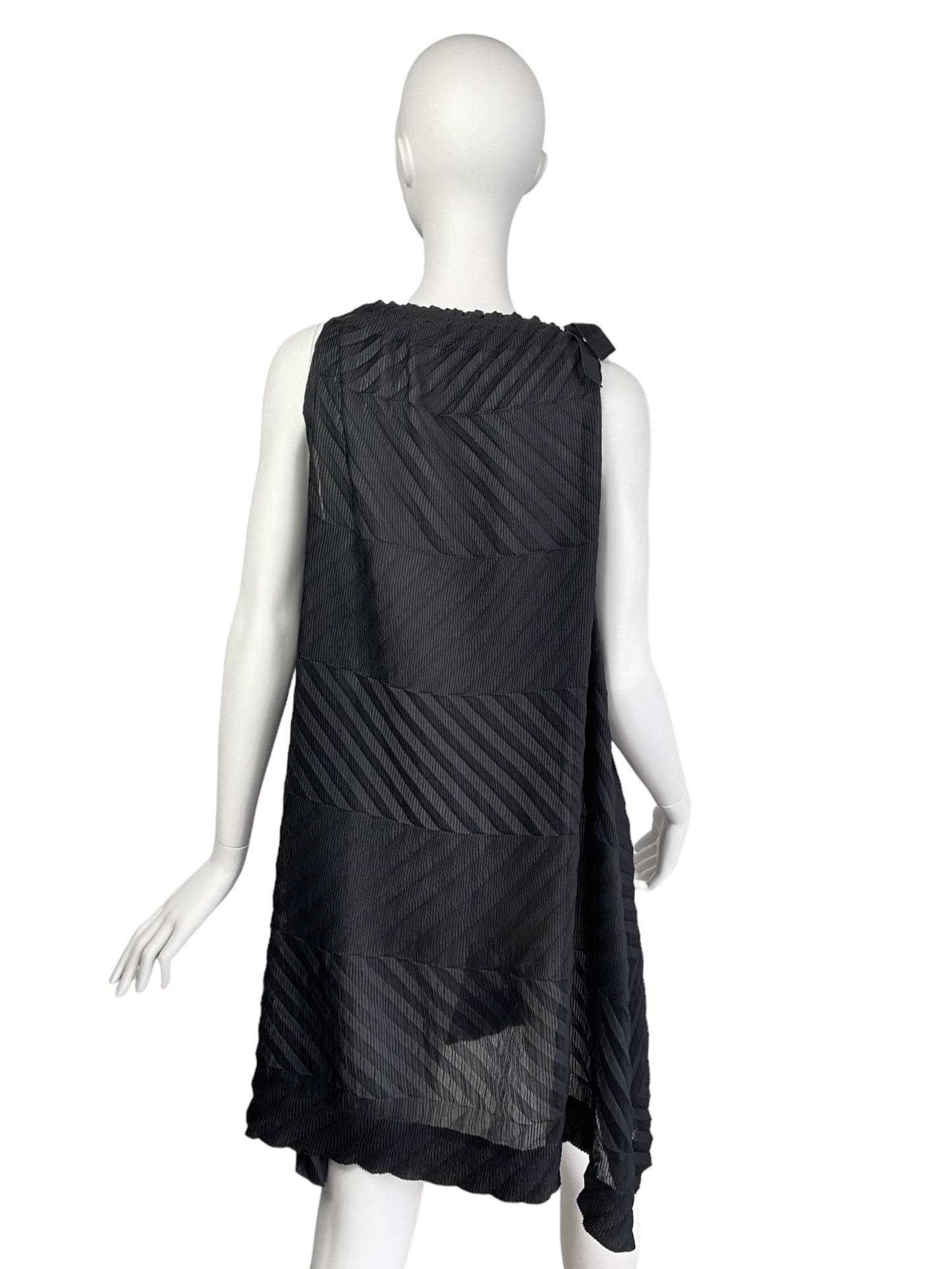 CAULIFLOWER ISSEY MIYAKE 2010s PLEATED A-LINE MINI DRESS