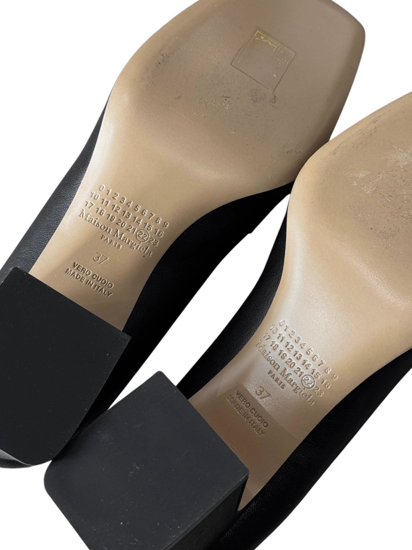 MAISON MARGIELA 2020s BLACK LEATHER 4 STITCHES LOAFERS HEELS