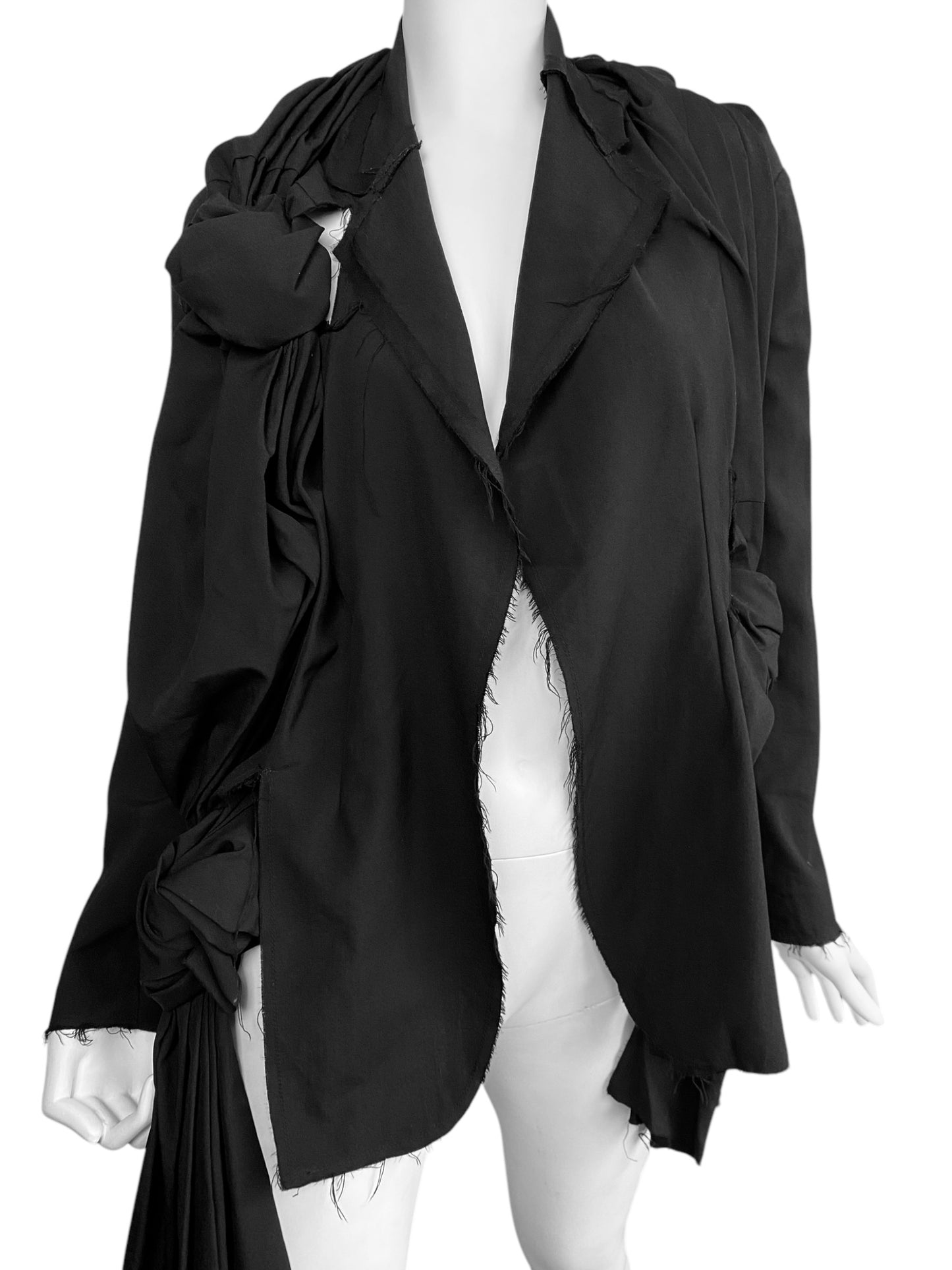 COMME DES GARÇONS SS2003 BLACK PLEATED KNOT BACKLESS BLAZER