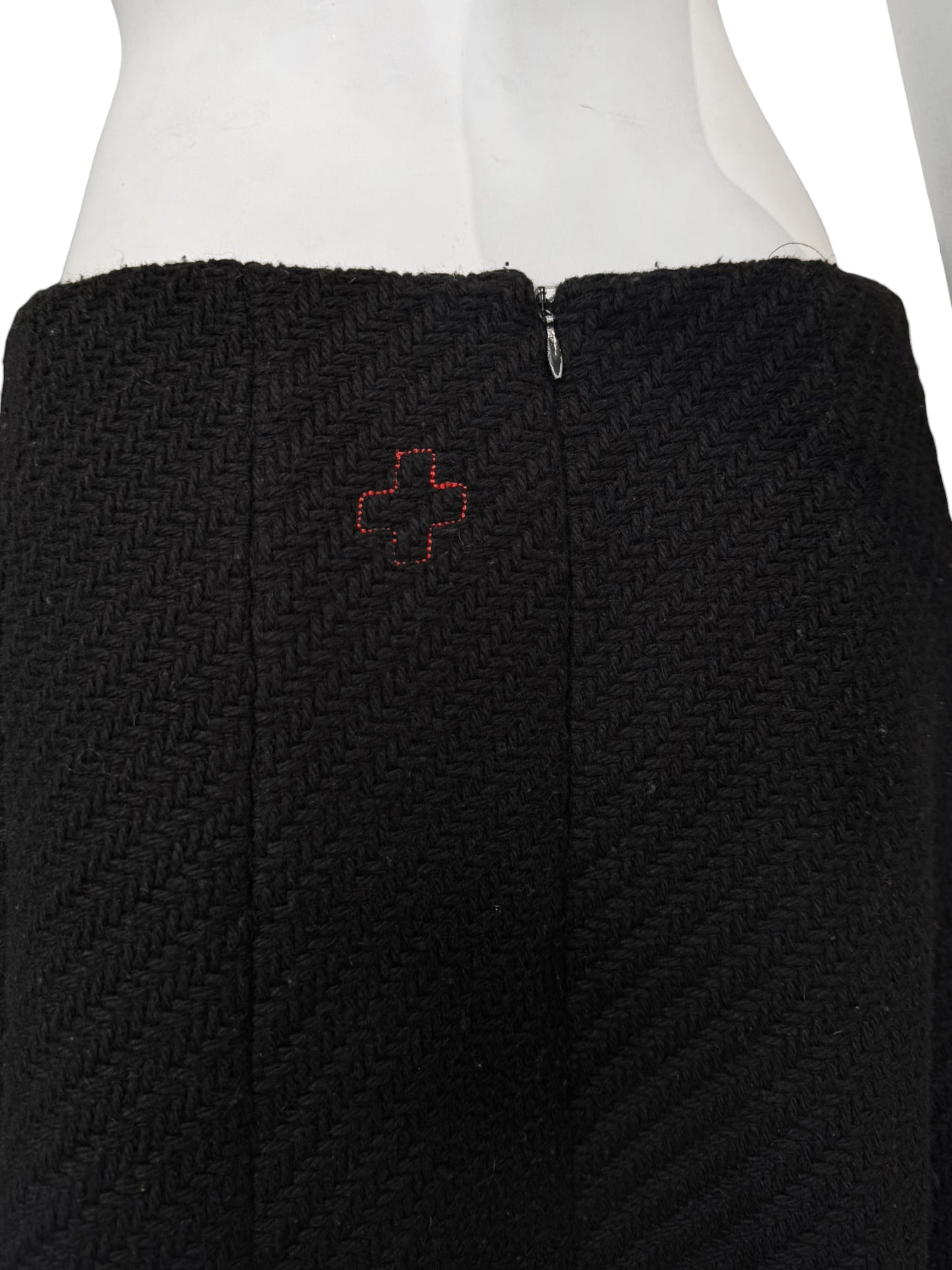 A.F. VANDEVORST 2000s BLACK KNIT RAW MIDI SKIRT