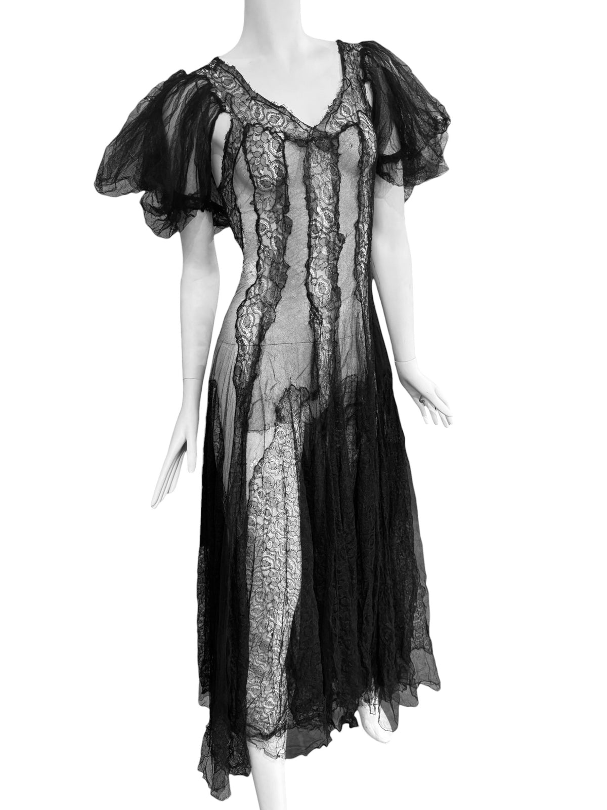 1930s BLACK SHEER LACE ROMANTIC MAXI DRESS