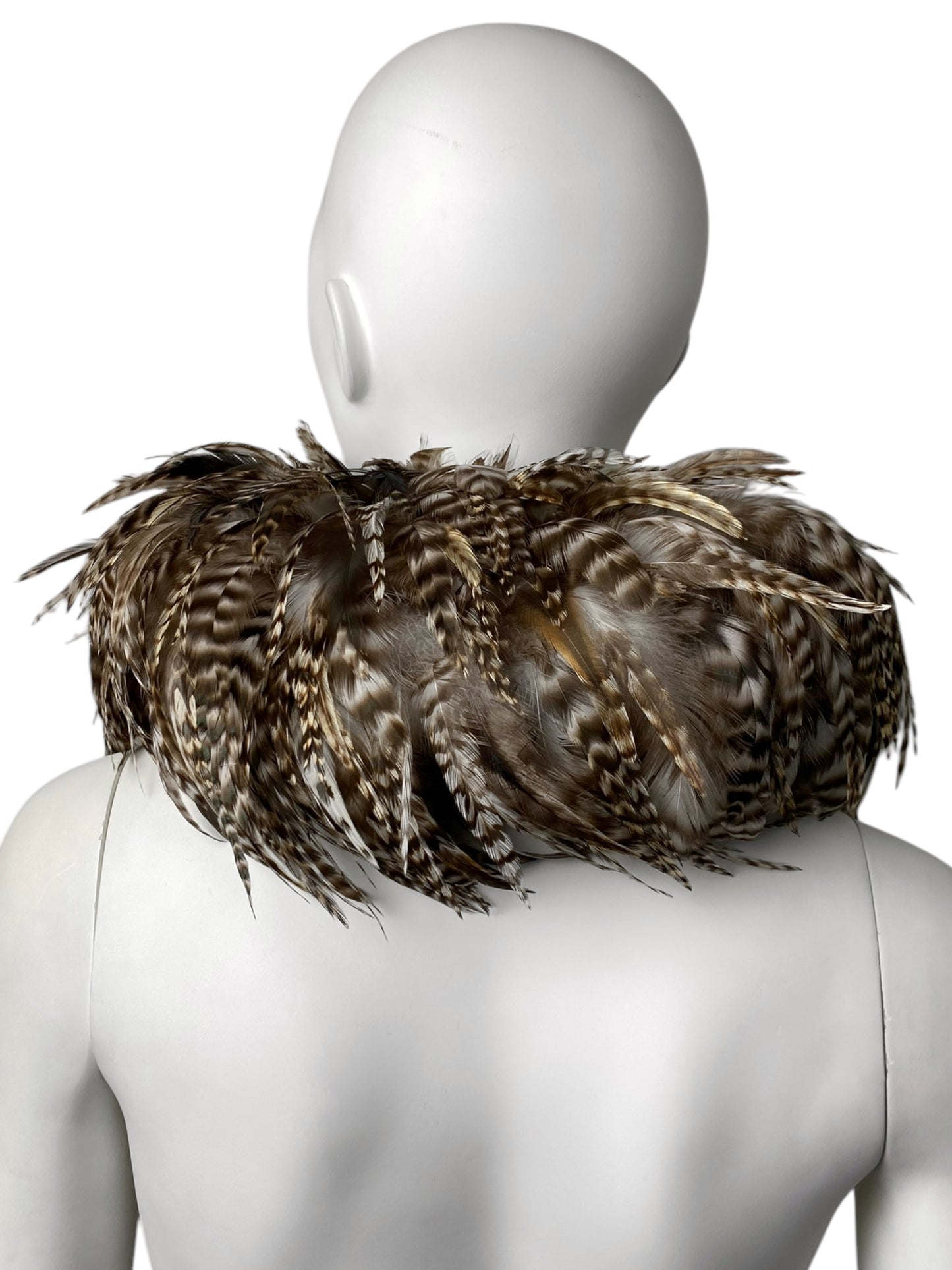 2000s BROWN PHEASANT FEATHERS CHOKER SCARF